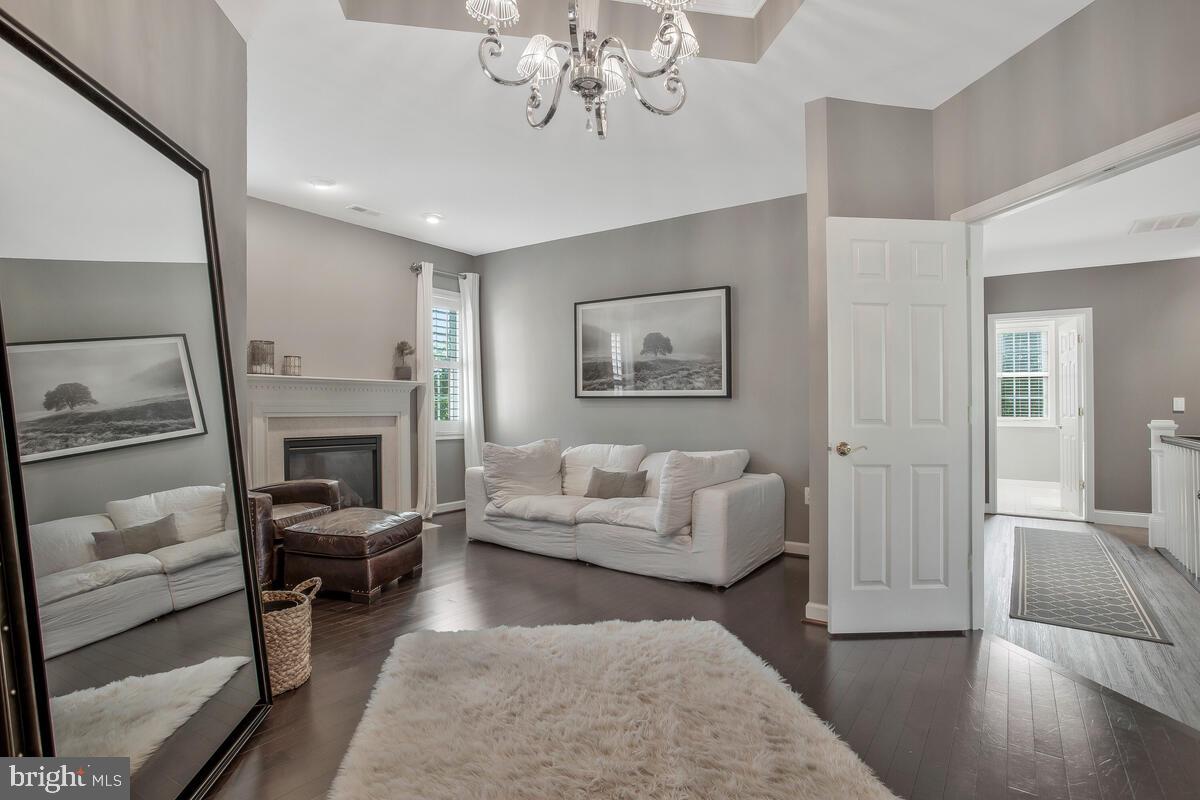 HOMEPORT FARM - Residential