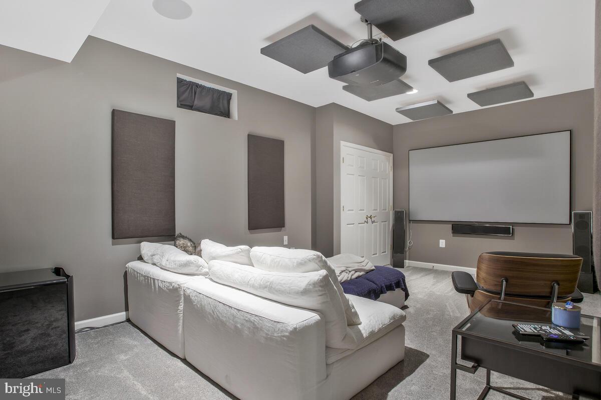 HOMEPORT FARM - Residential