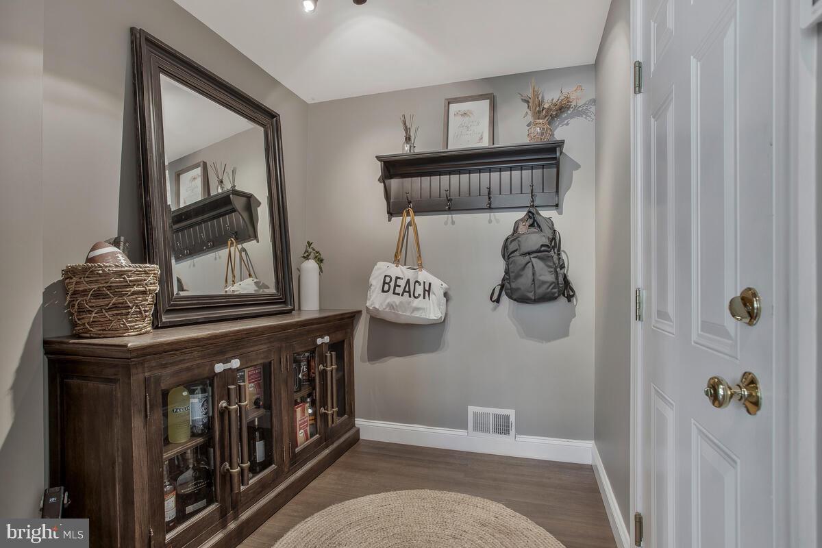 HOMEPORT FARM - Residential