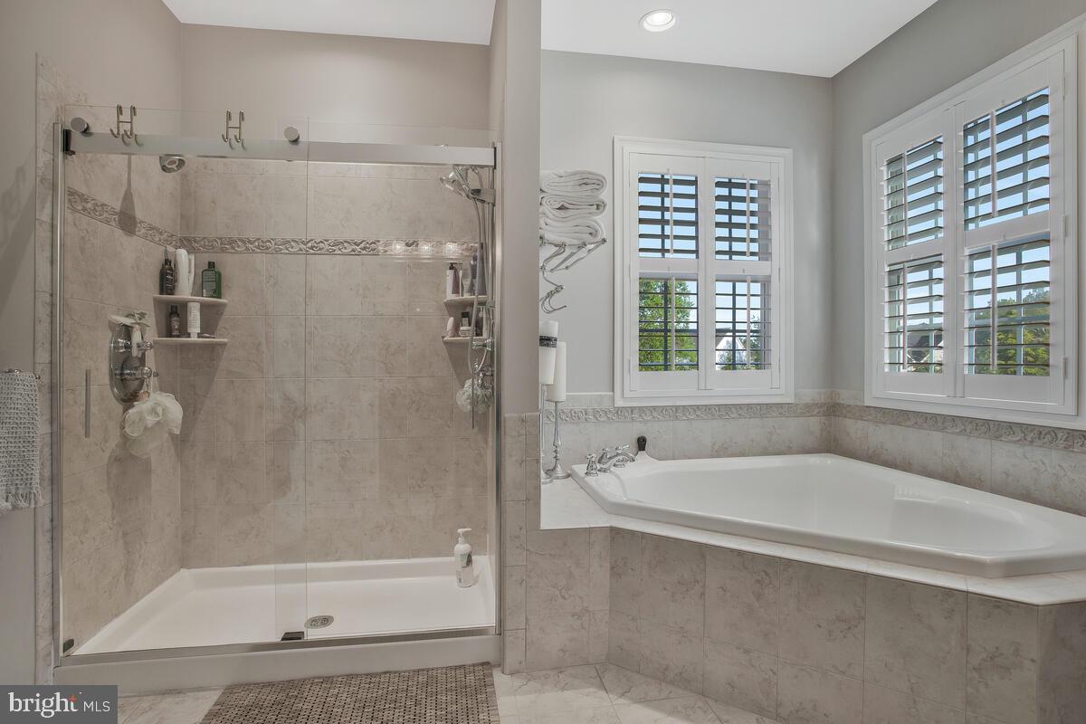 HOMEPORT FARM - Residential