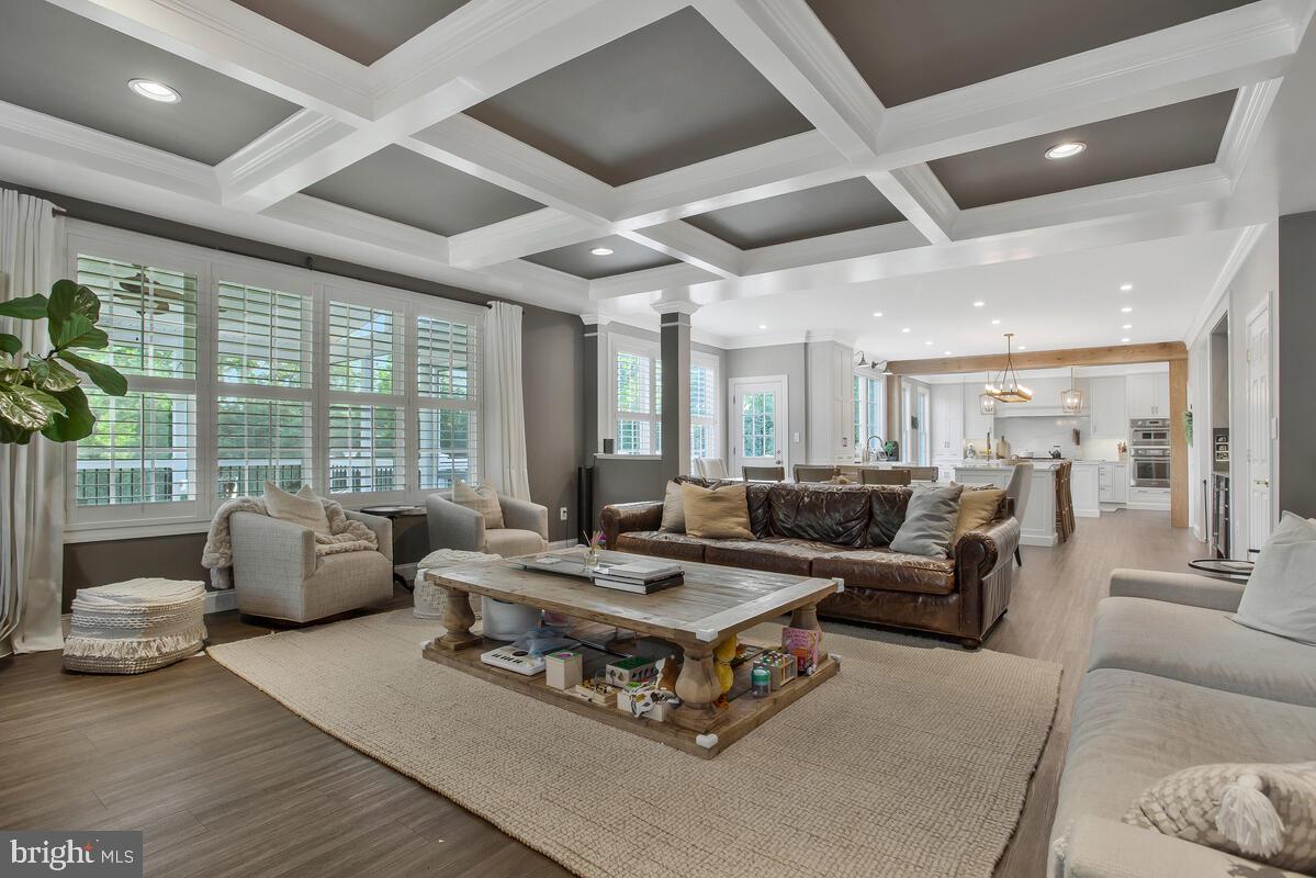 HOMEPORT FARM - Residential