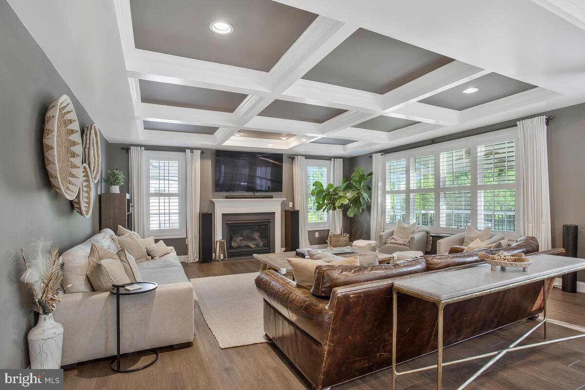 HOMEPORT FARM - Residential