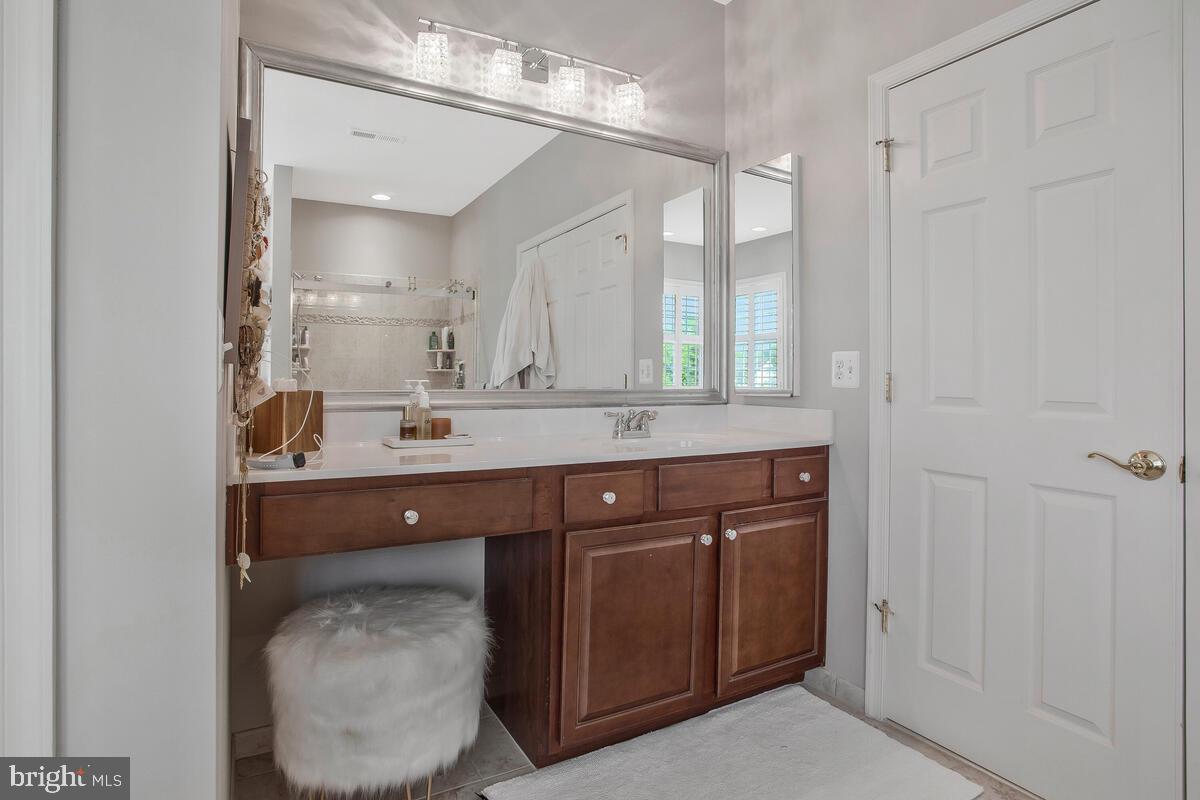 HOMEPORT FARM - Residential