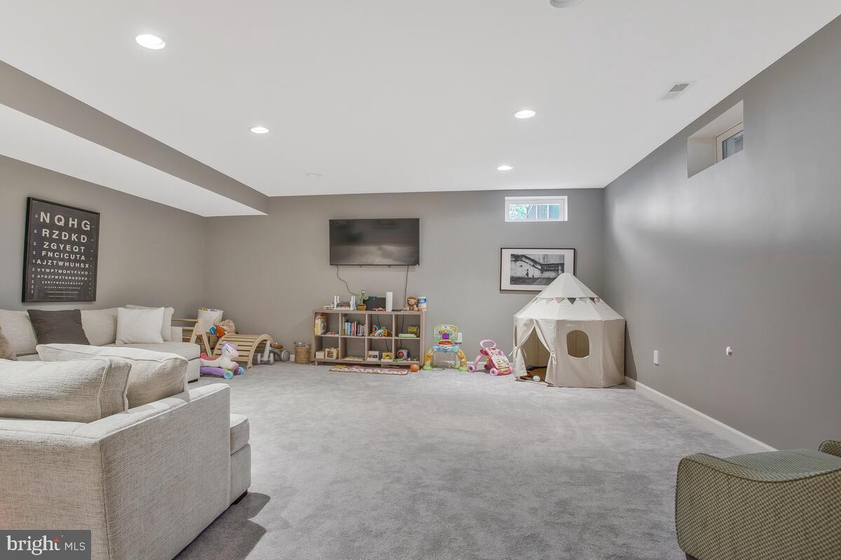 HOMEPORT FARM - Residential