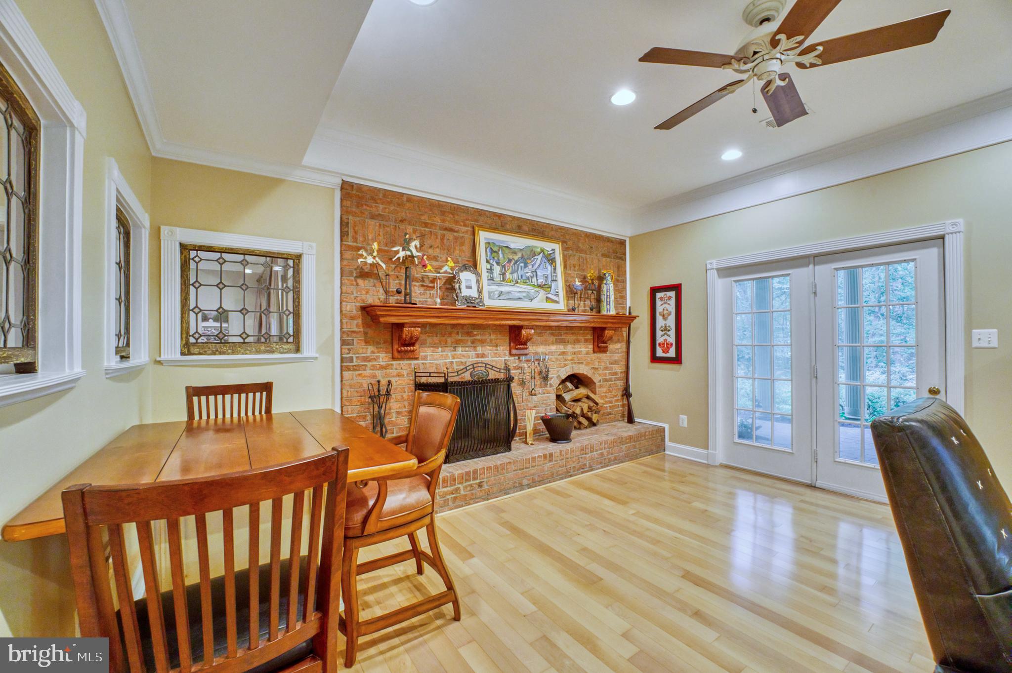 HAMPTON HILLS - Residential