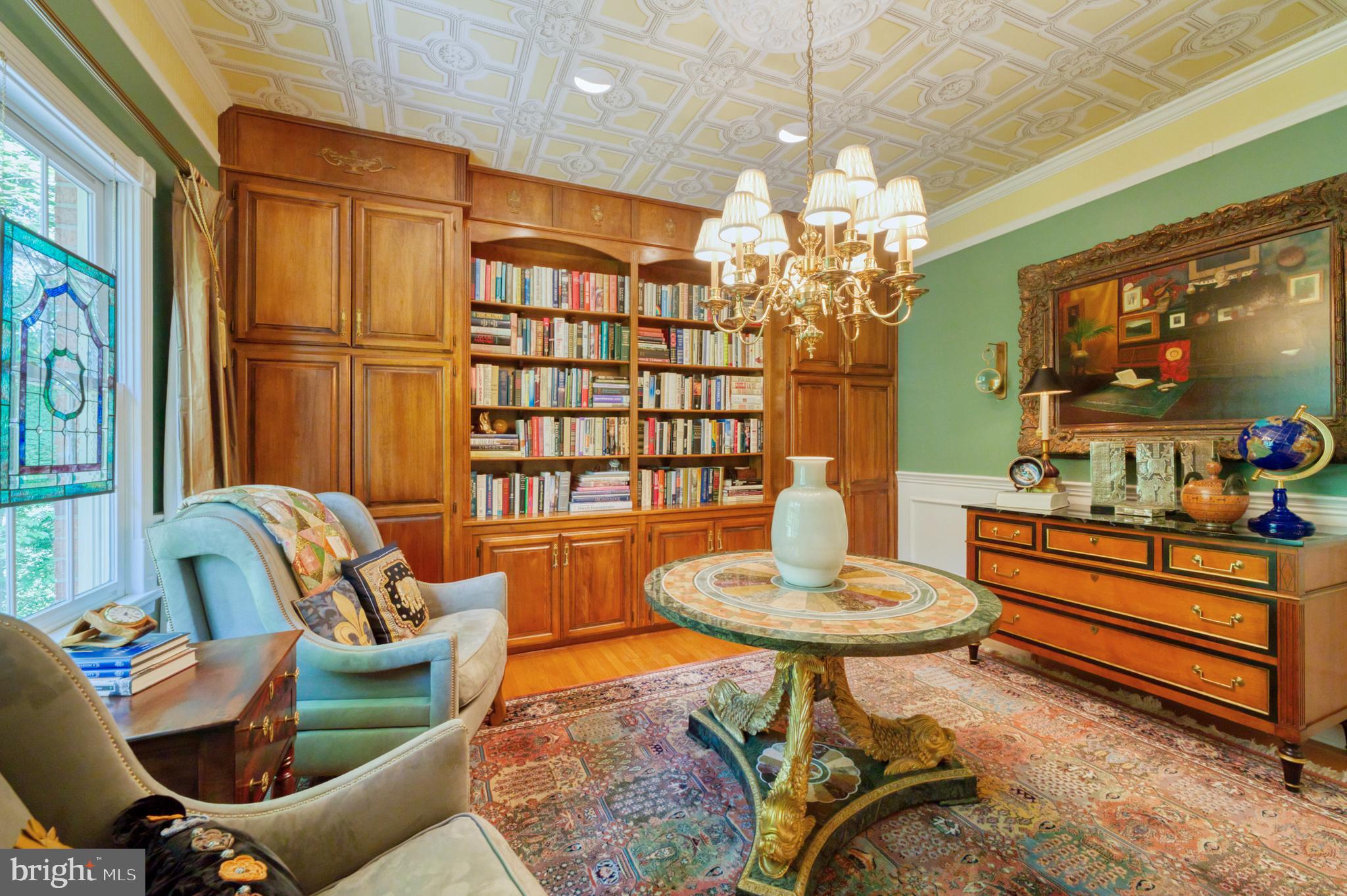 HAMPTON HILLS - Residential