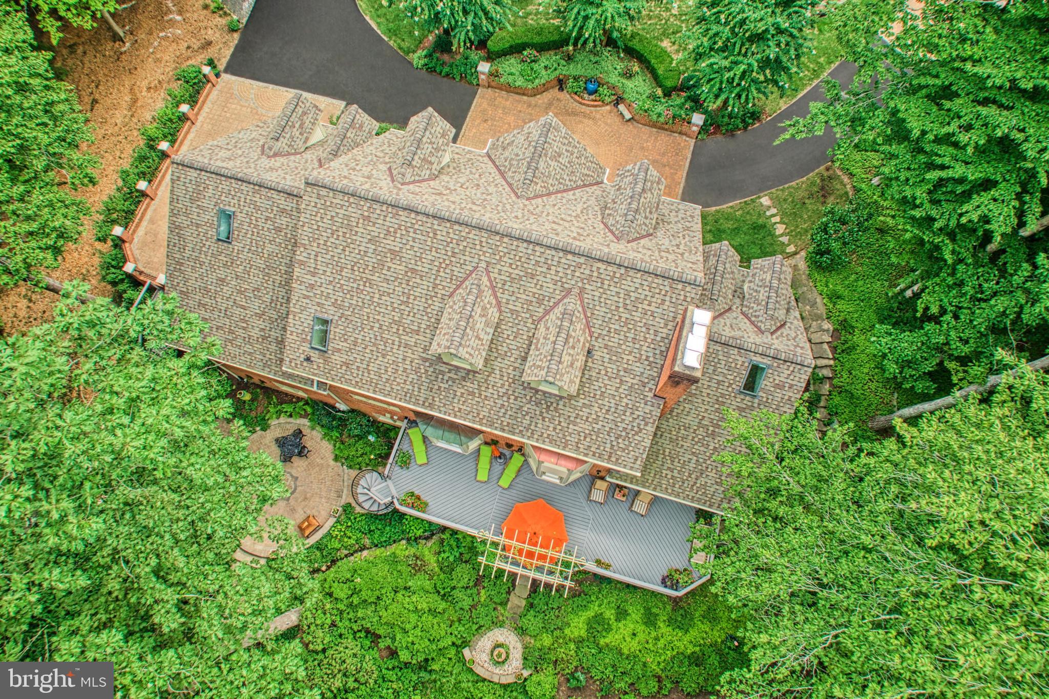 HAMPTON HILLS - Residential