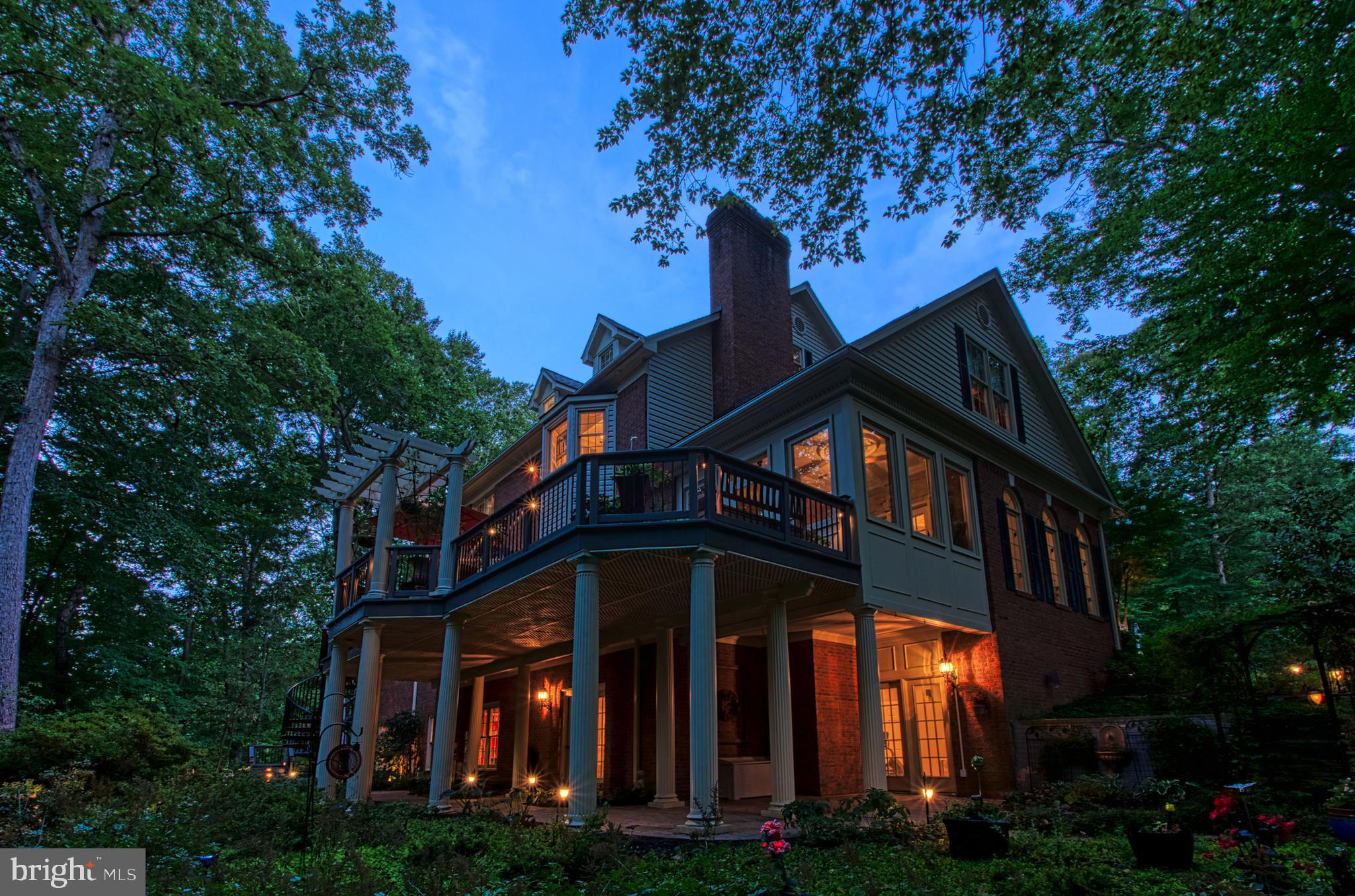 HAMPTON HILLS - Residential