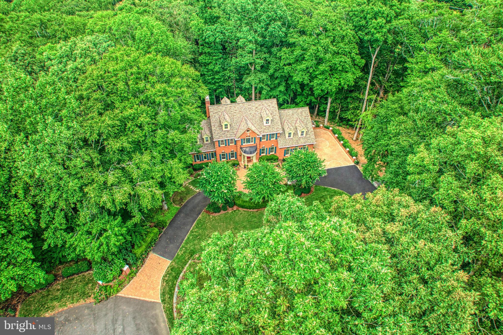 HAMPTON HILLS - Residential