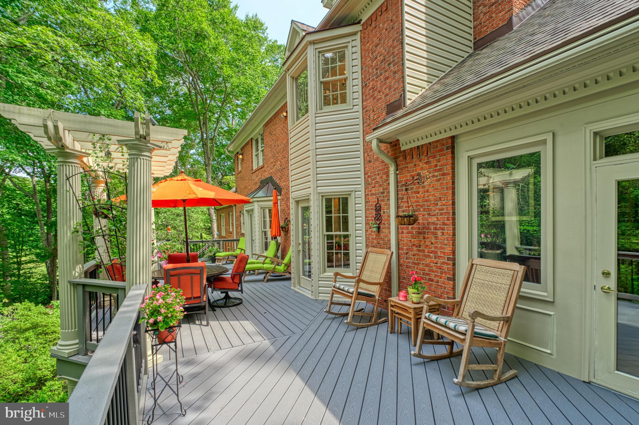 HAMPTON HILLS - Residential