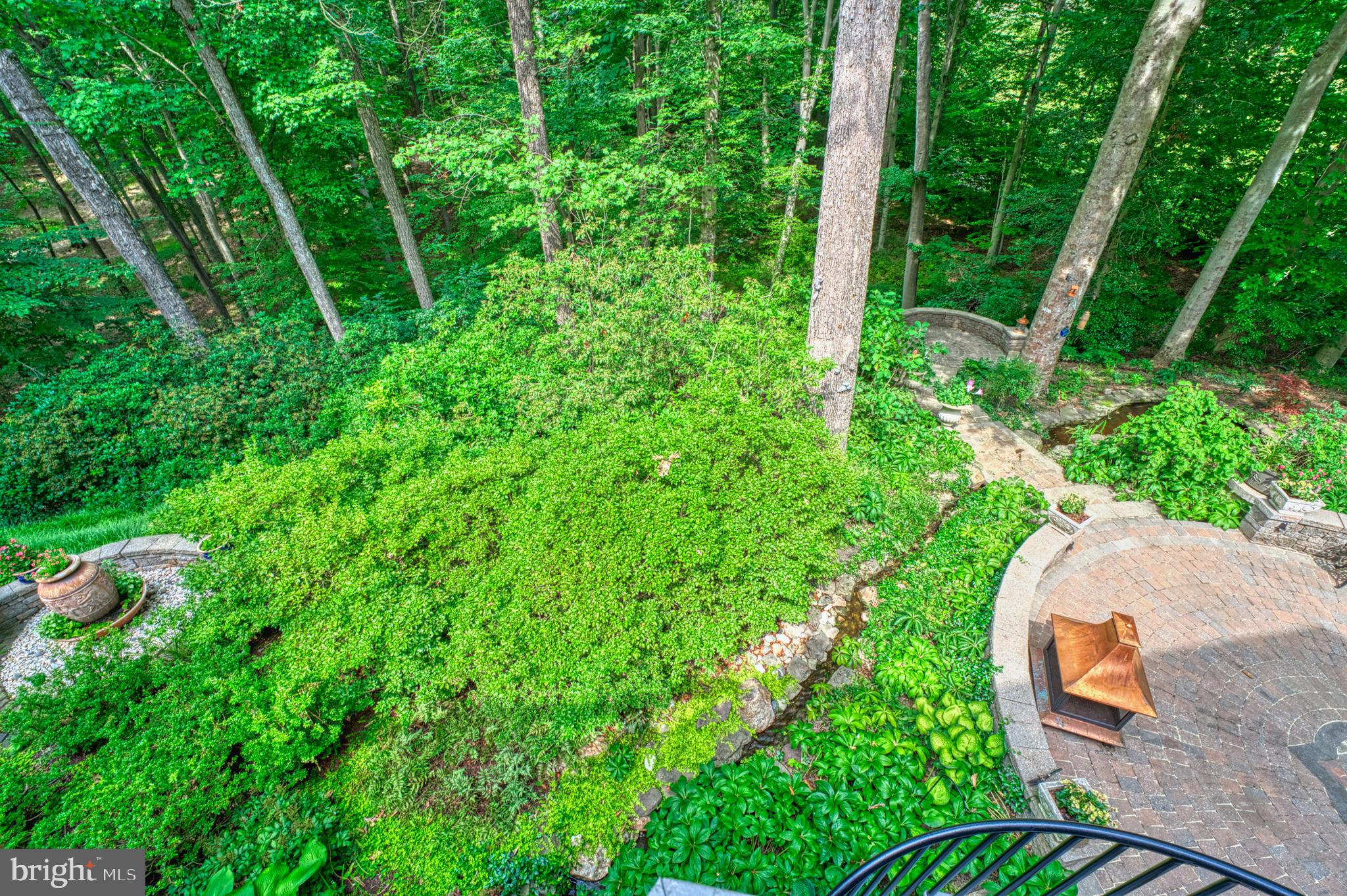 HAMPTON HILLS - Residential