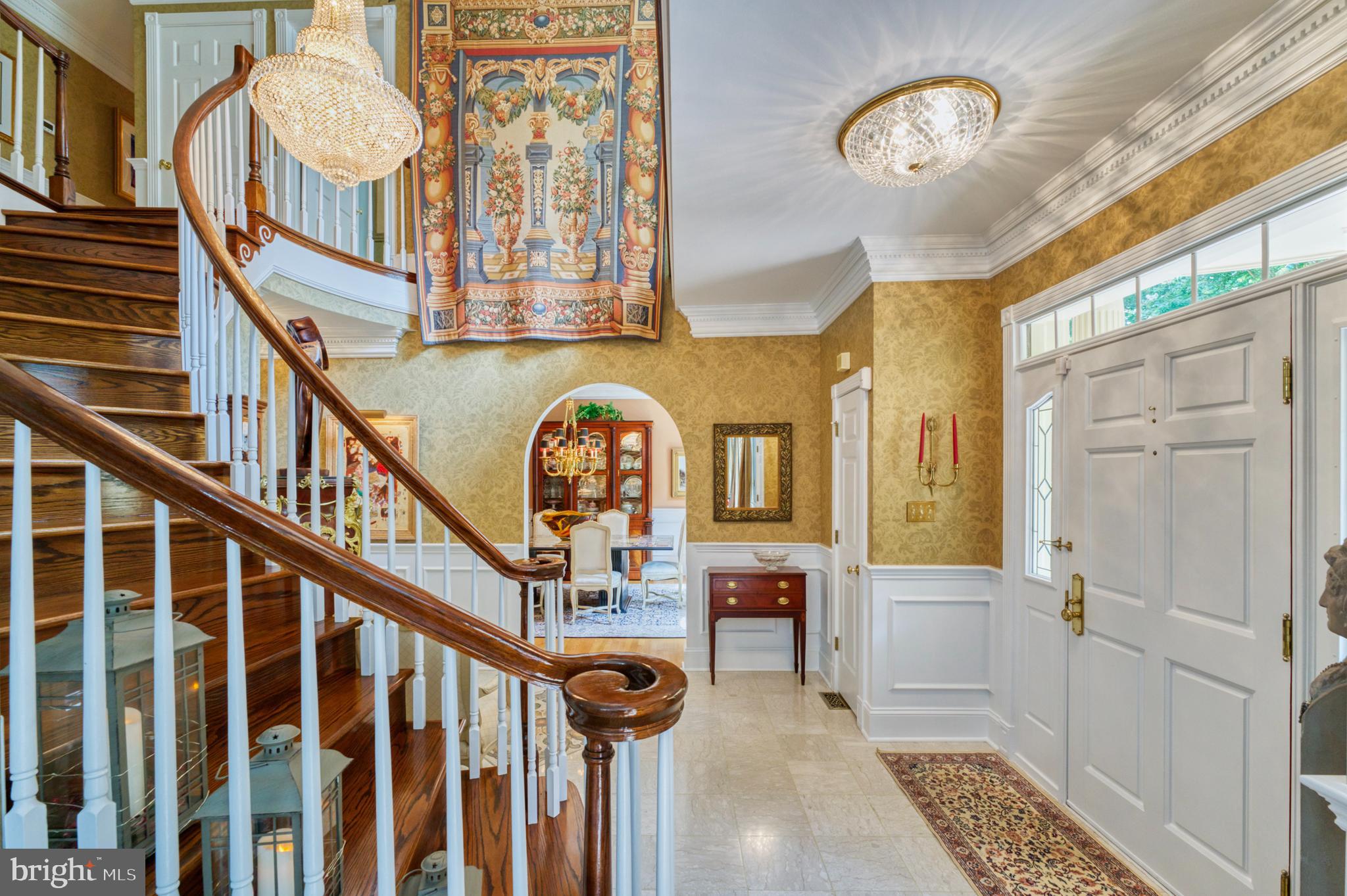 HAMPTON HILLS - Residential