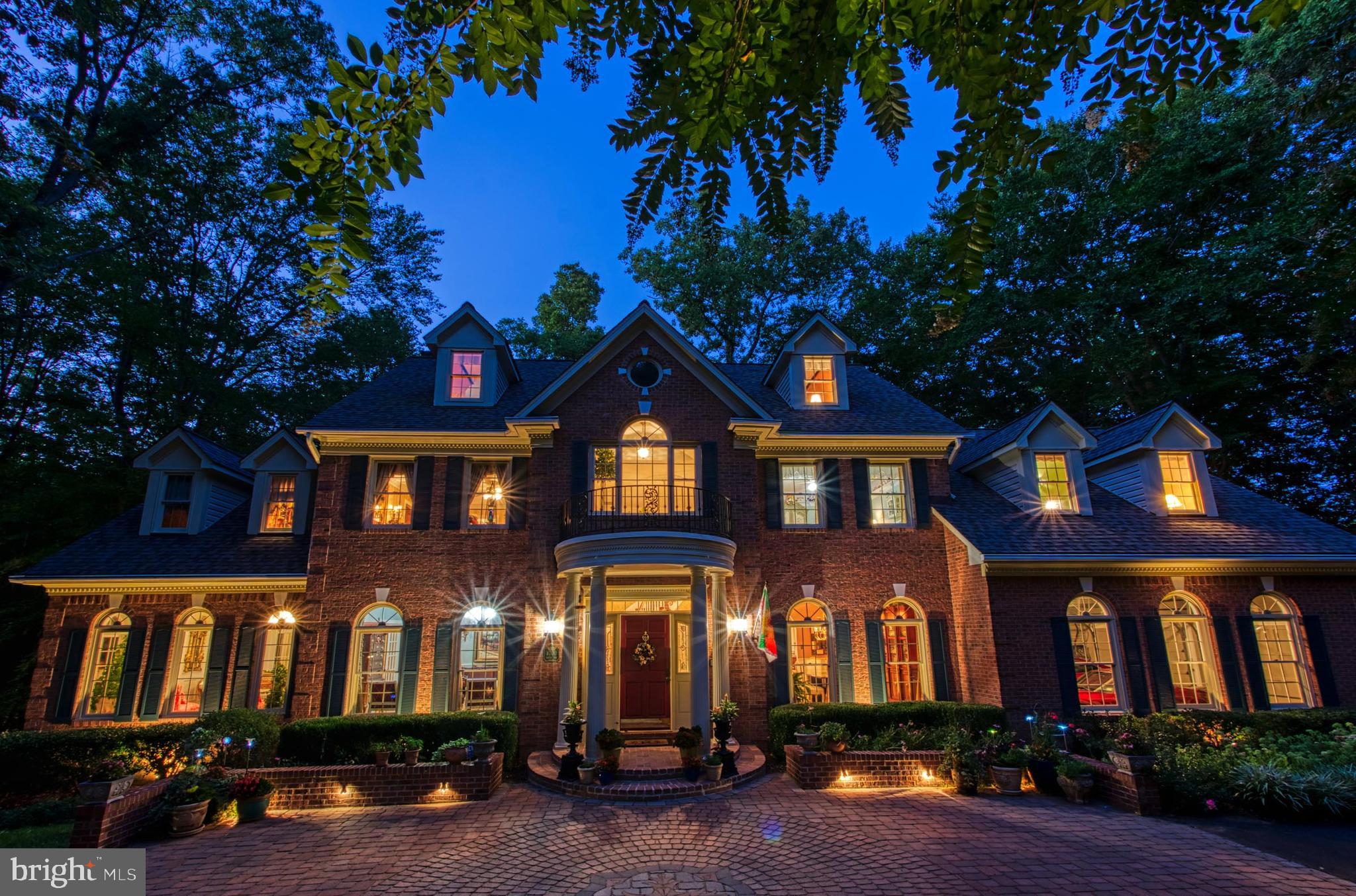 HAMPTON HILLS - Residential