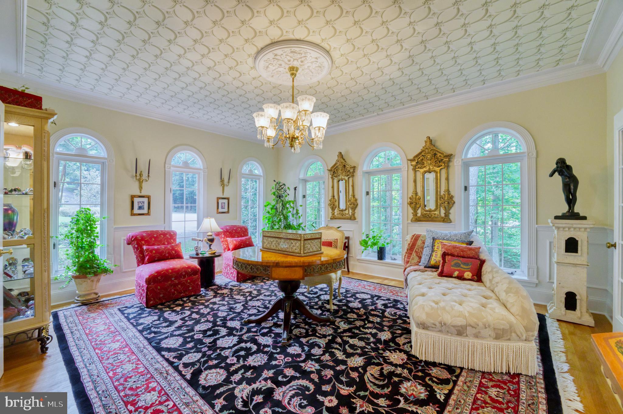 HAMPTON HILLS - Residential