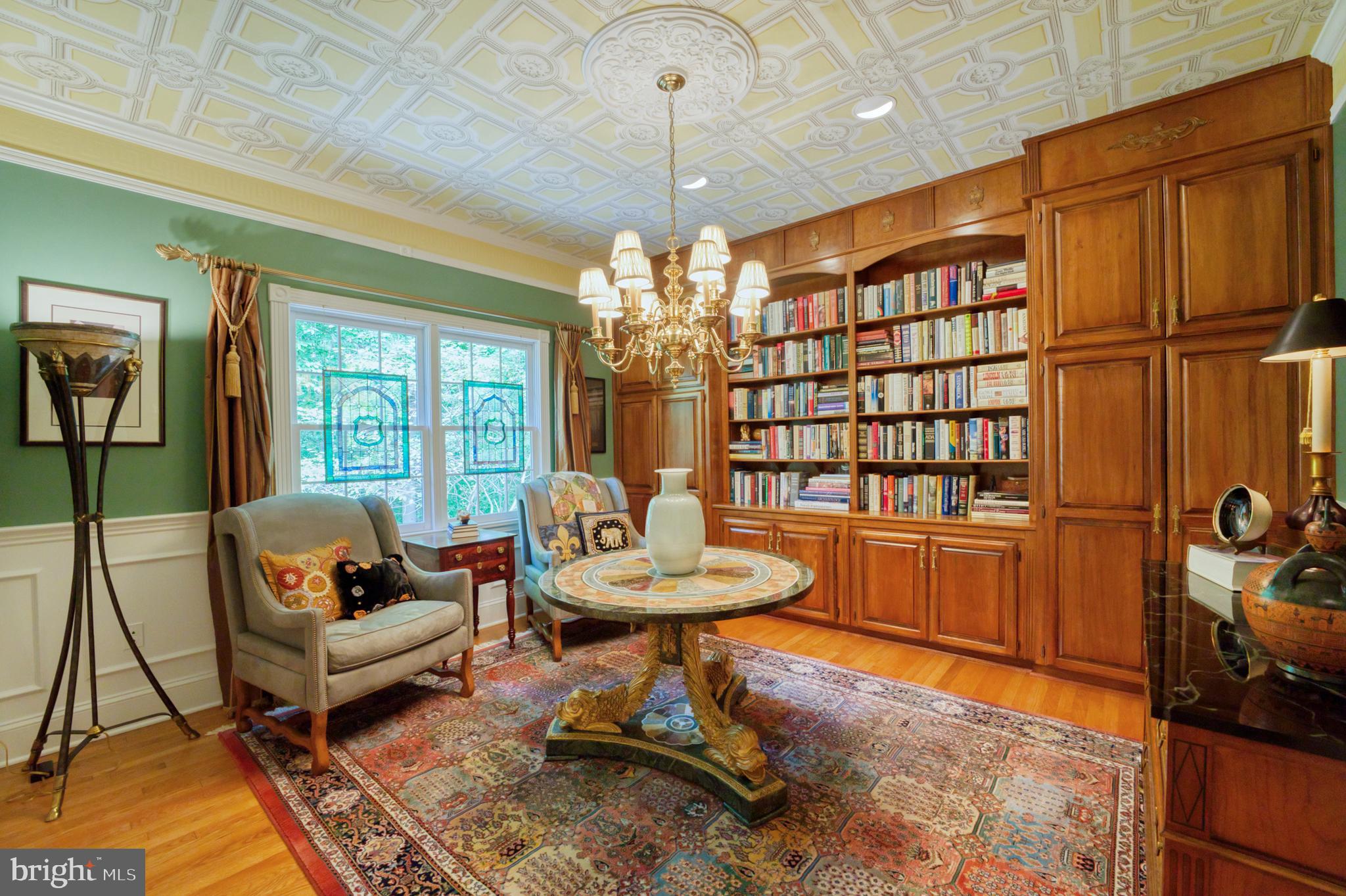 HAMPTON HILLS - Residential