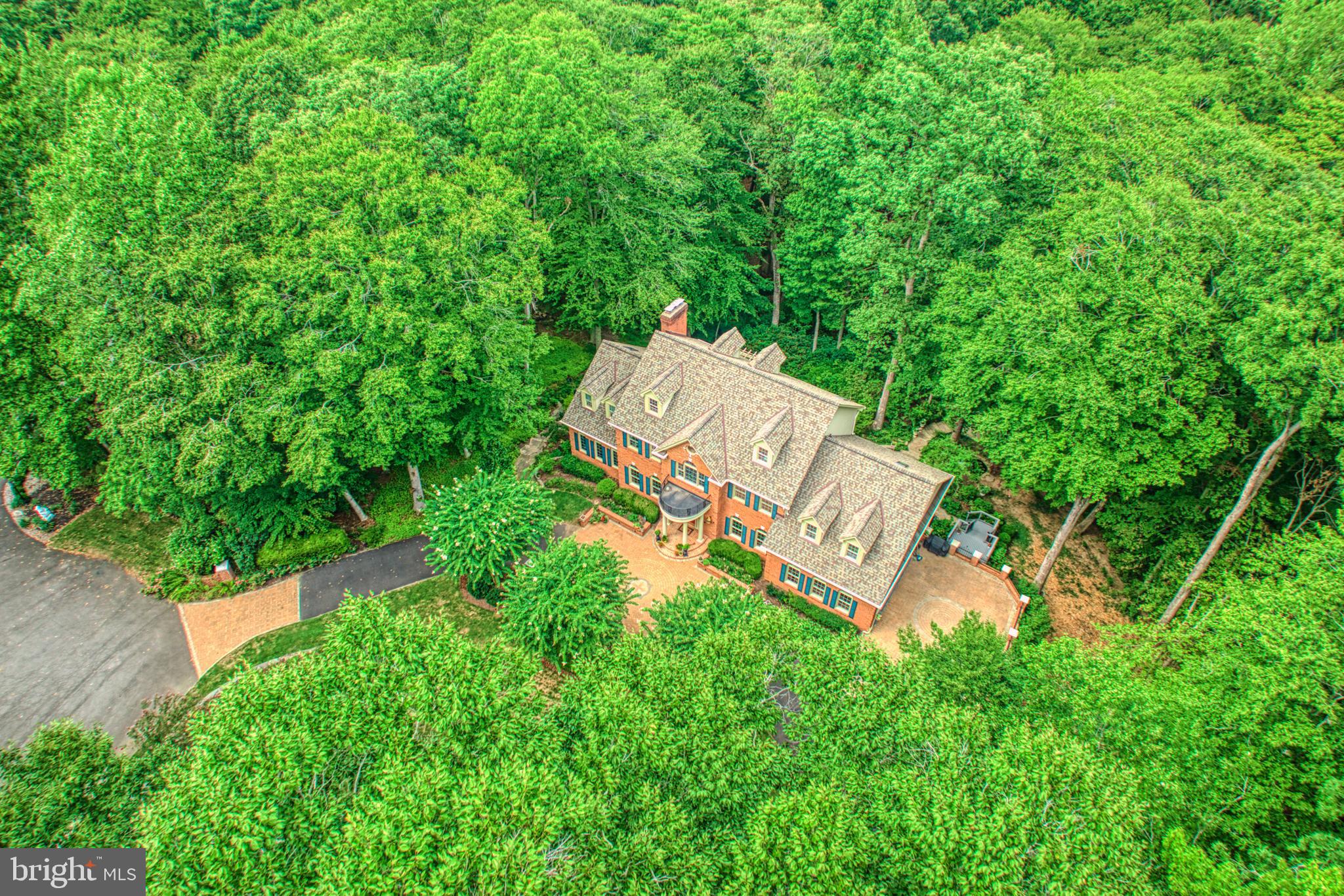 HAMPTON HILLS - Residential