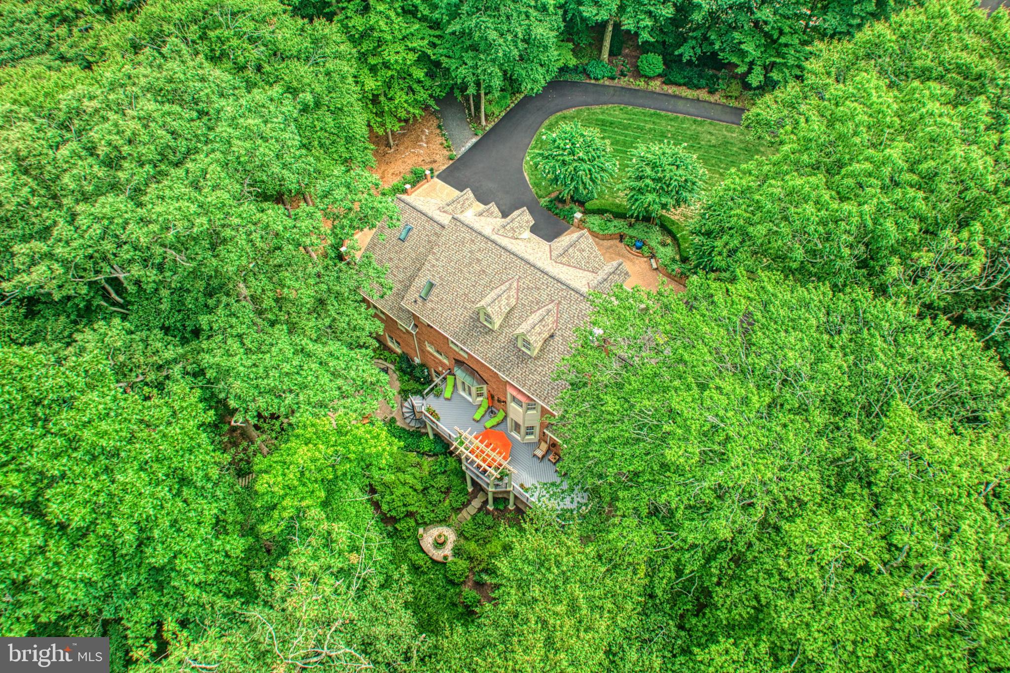 HAMPTON HILLS - Residential