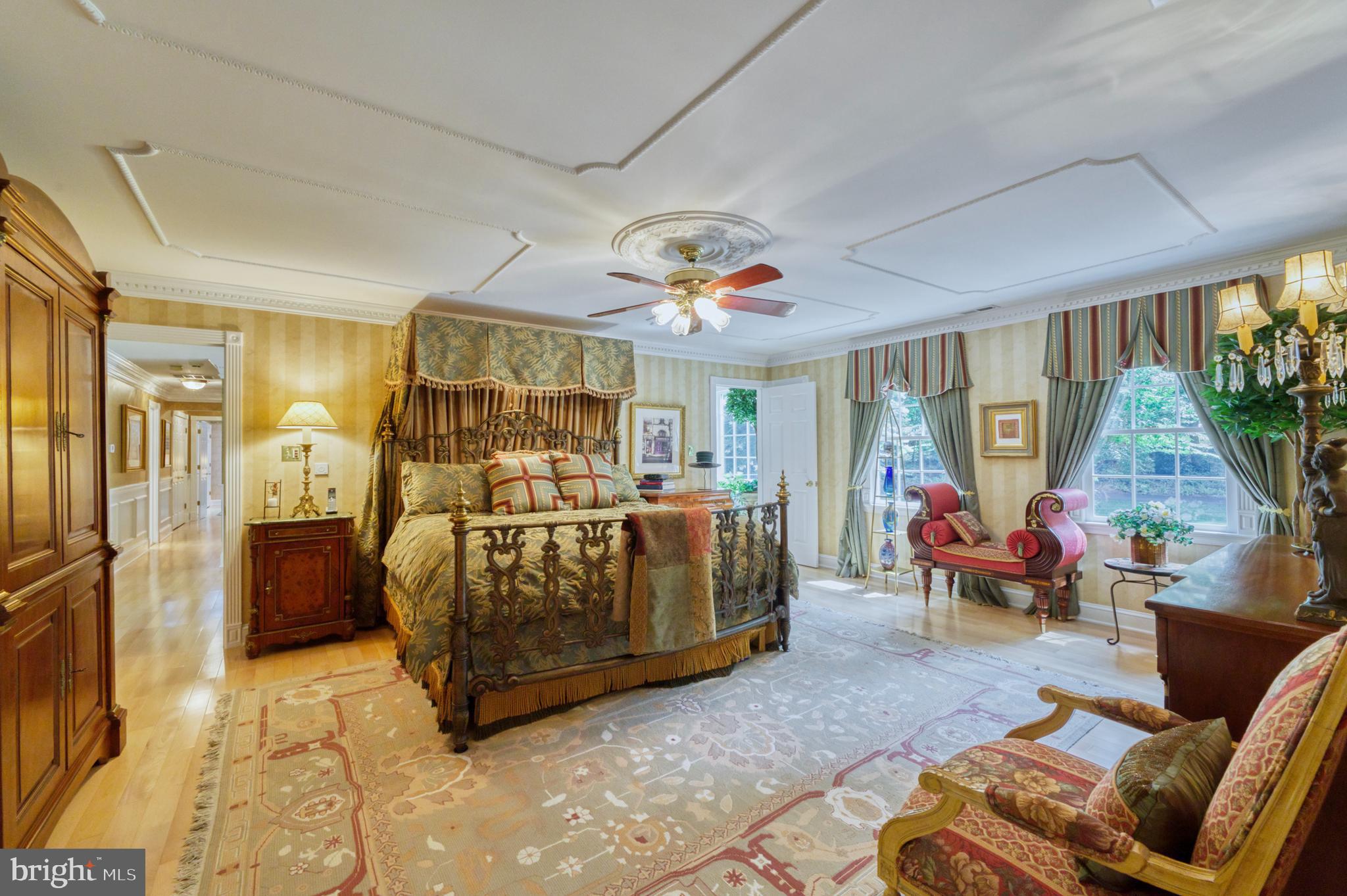 HAMPTON HILLS - Residential