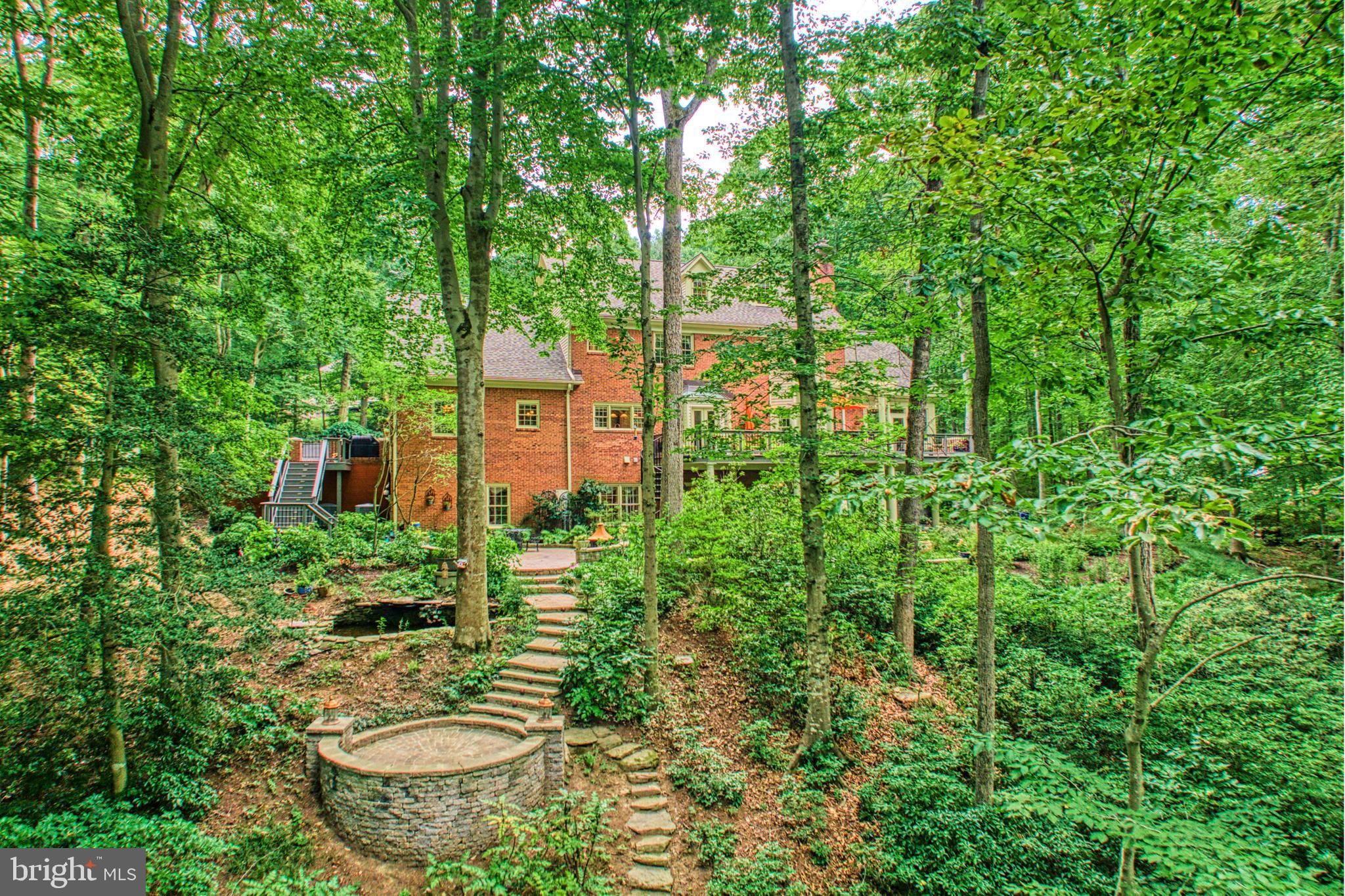 HAMPTON HILLS - Residential