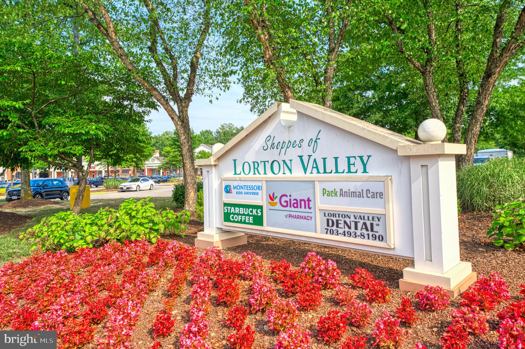 HAMPTON HILLS - Residential