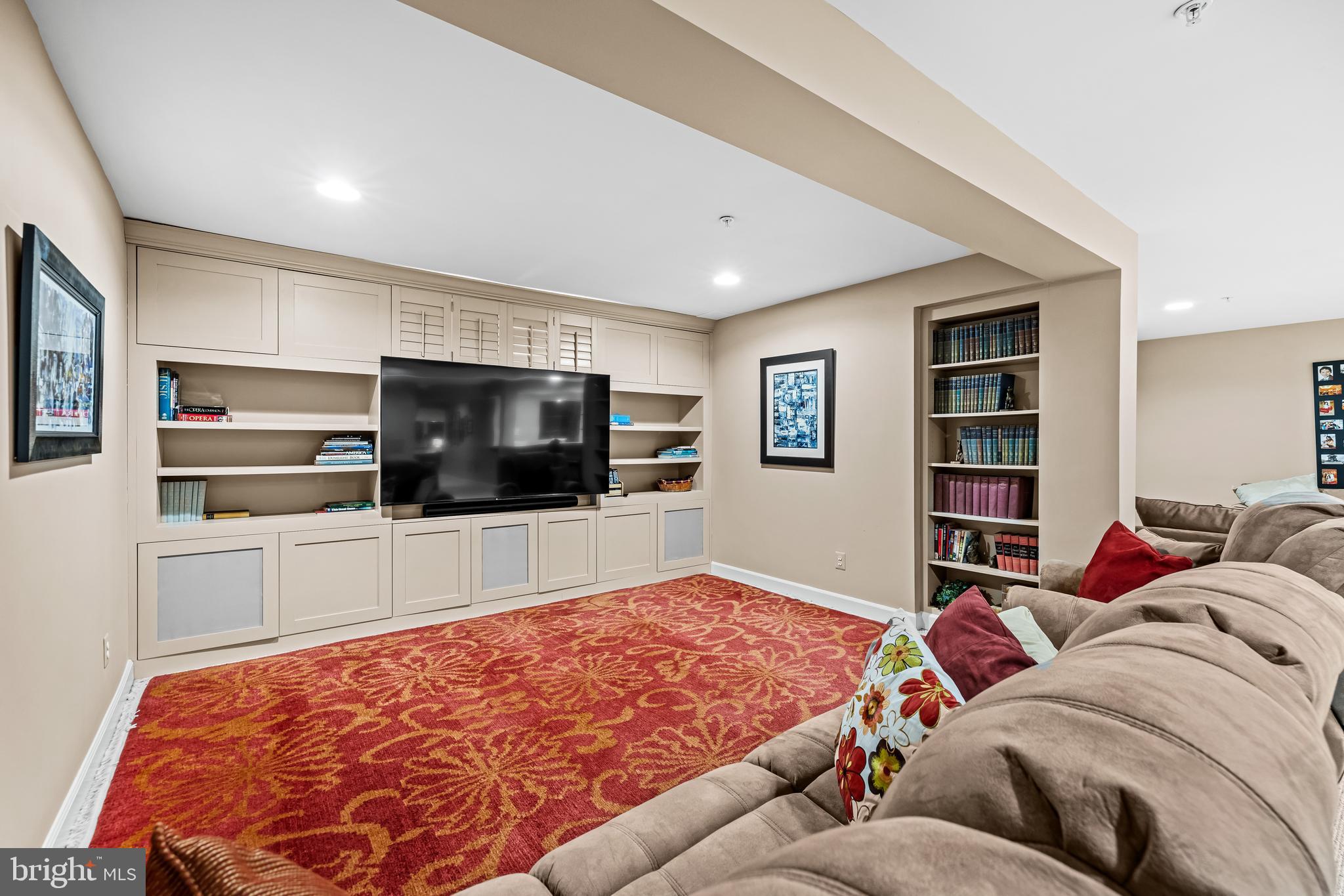 VILLAGES AT WOODHOLME - Residential