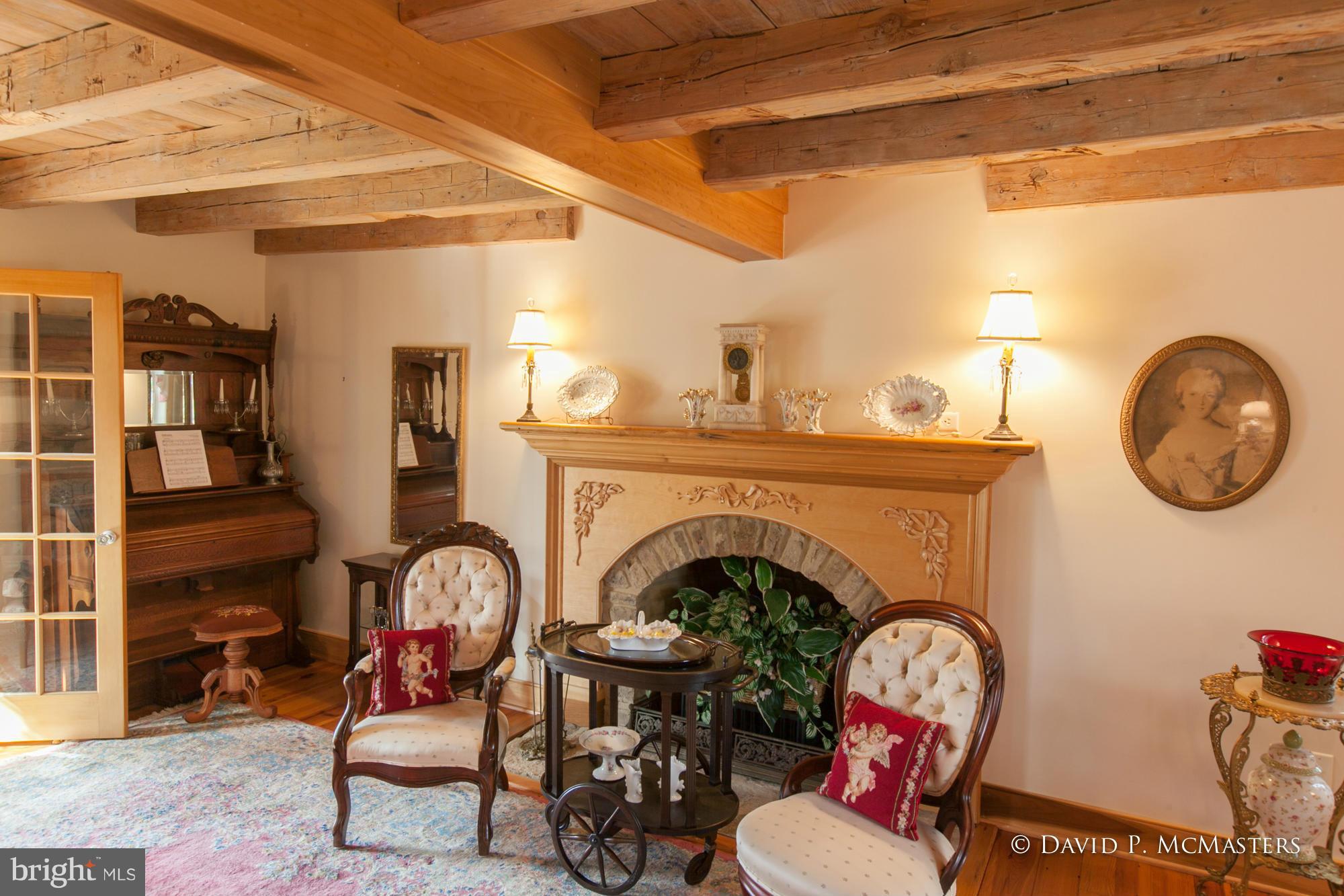 HIGH VIEW FARMS - Residential