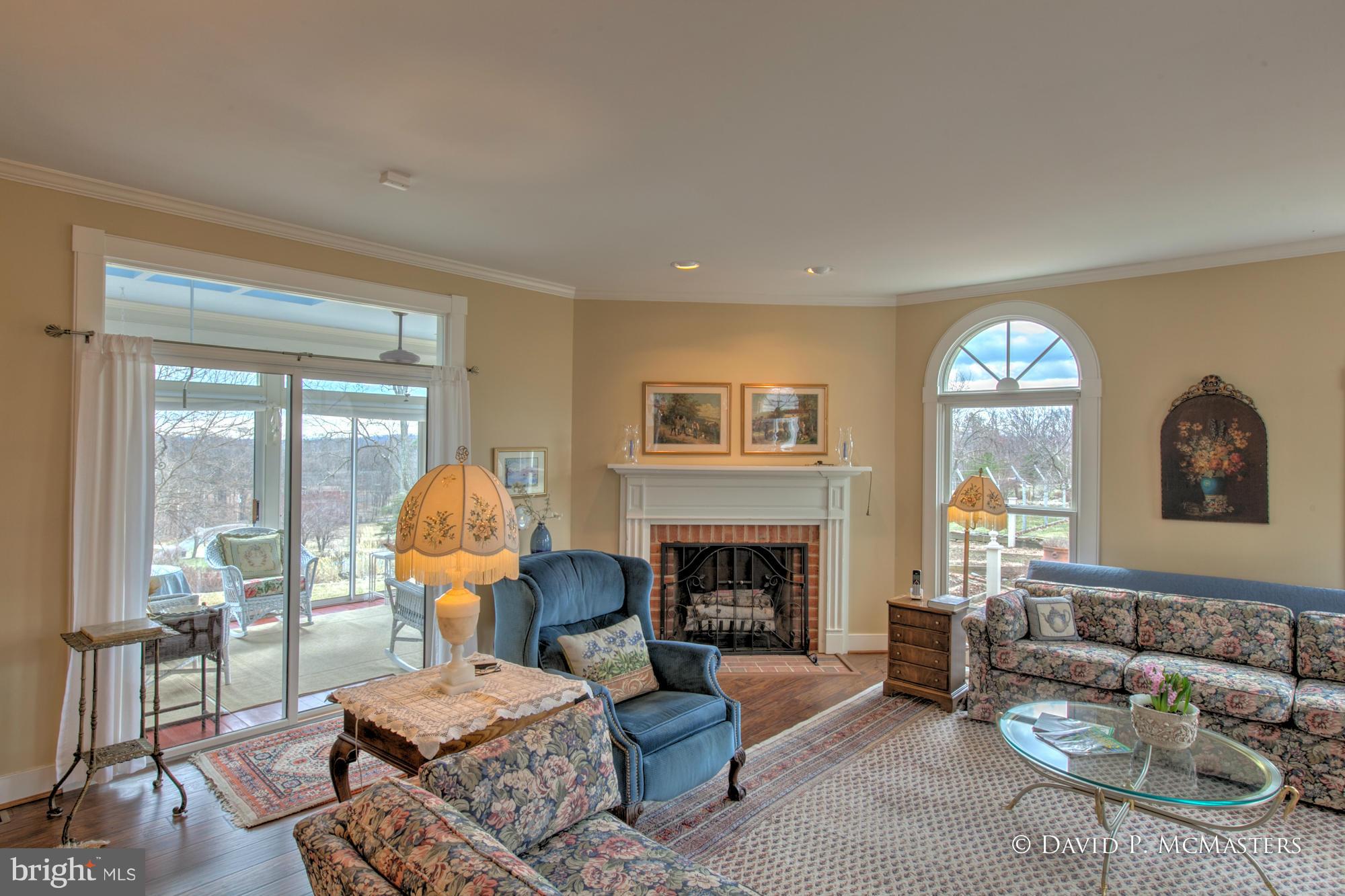 HIGH VIEW FARMS - Residential