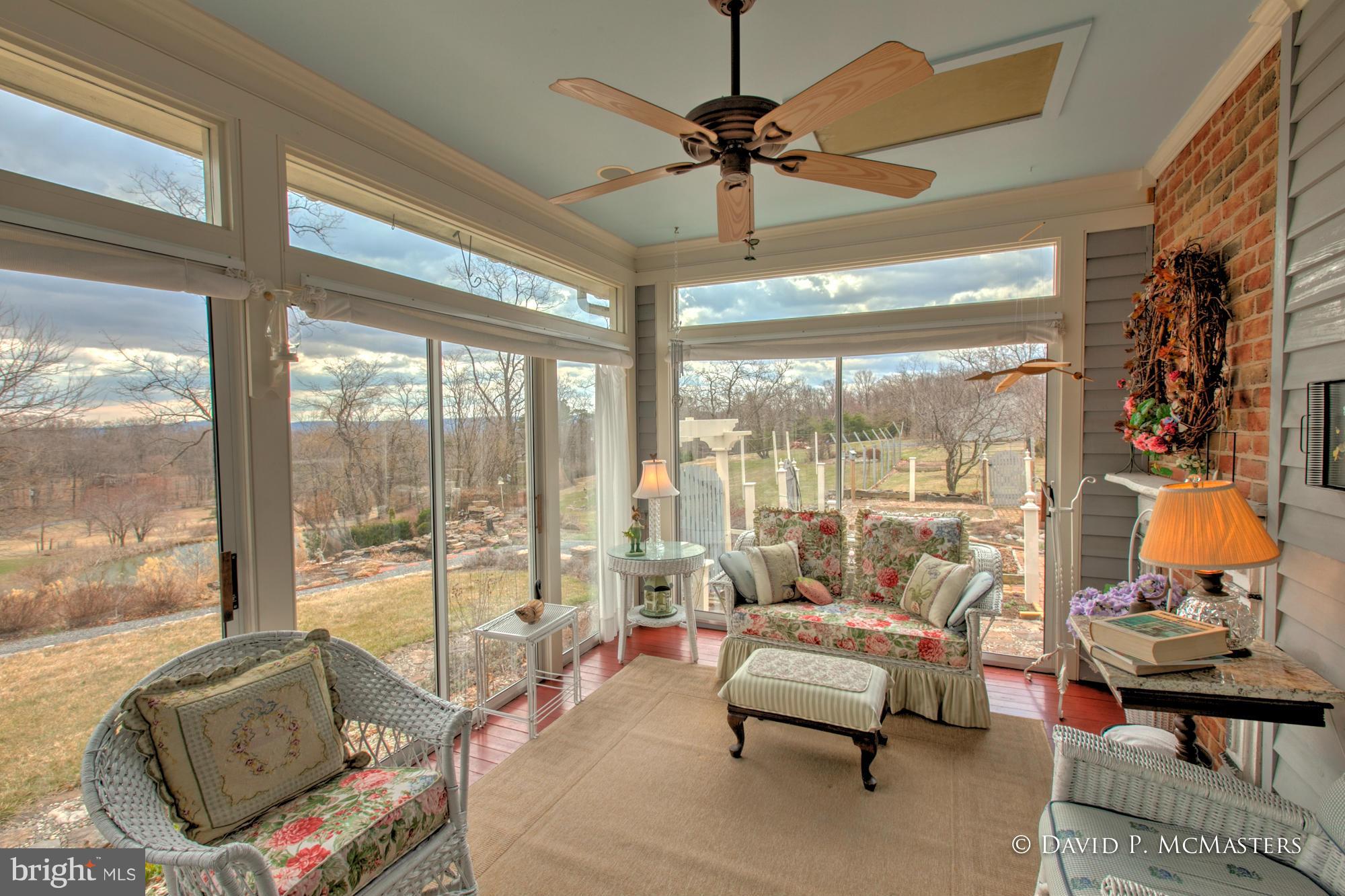 HIGH VIEW FARMS - Residential