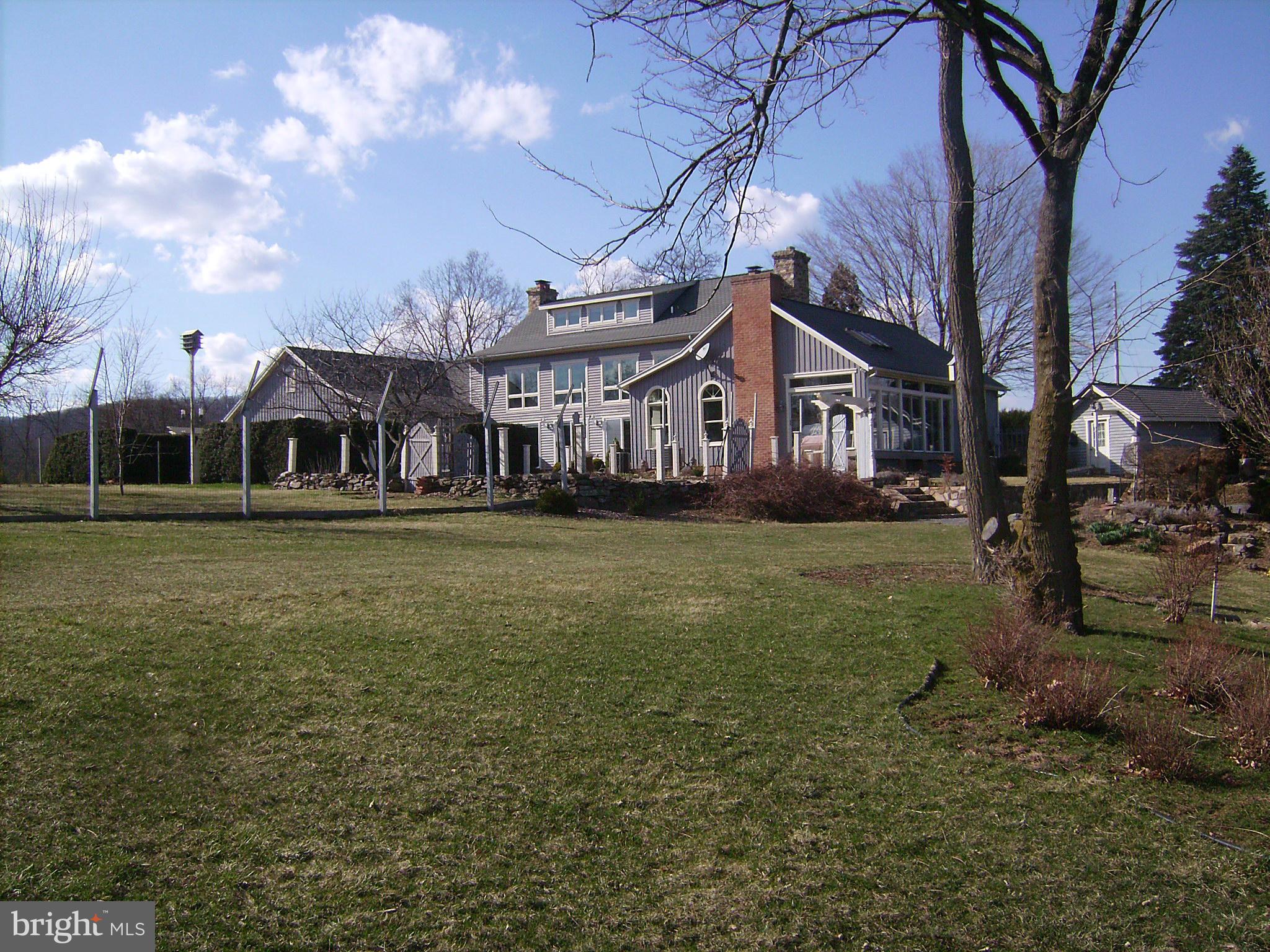 HIGH VIEW FARMS - Residential