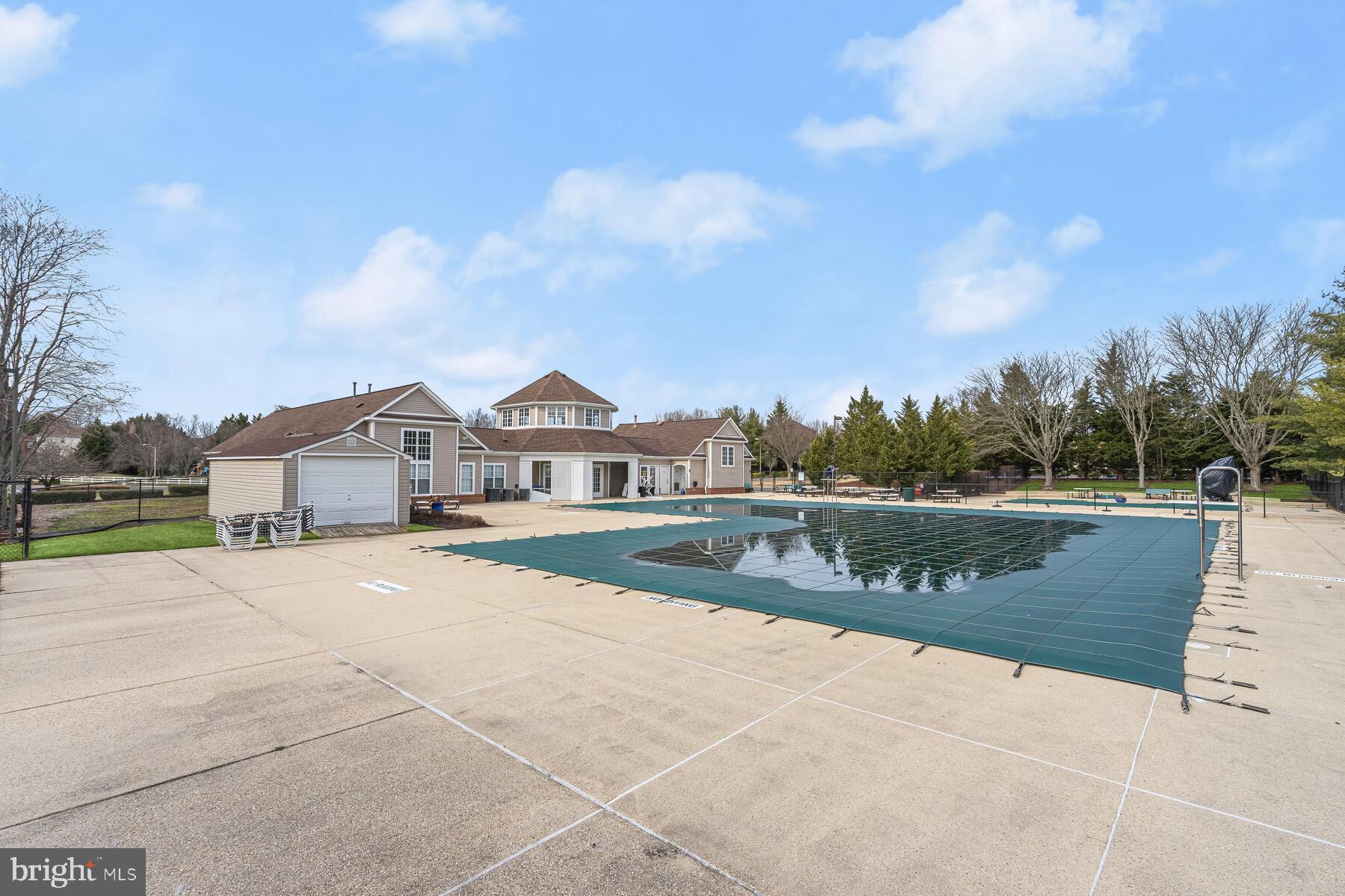 PERRYWOOD - Residential