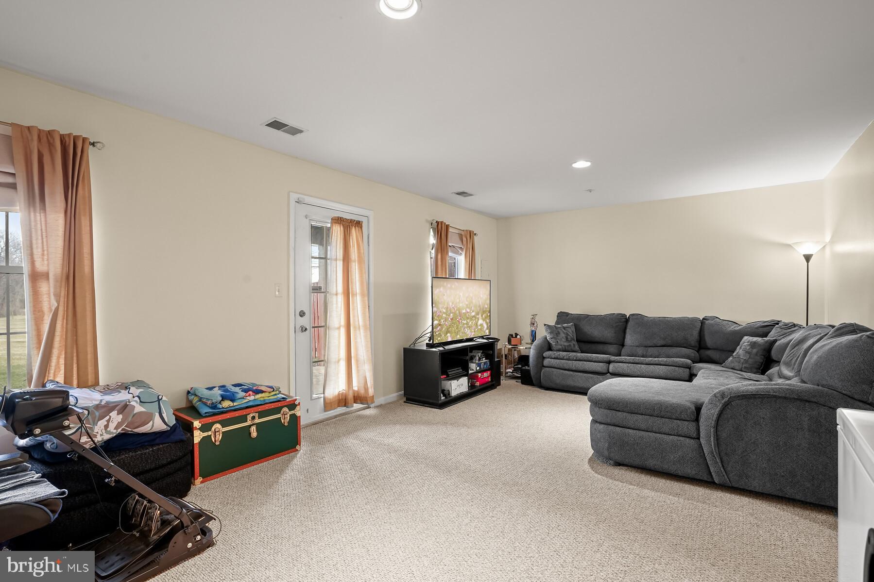 PERRYWOOD - Residential