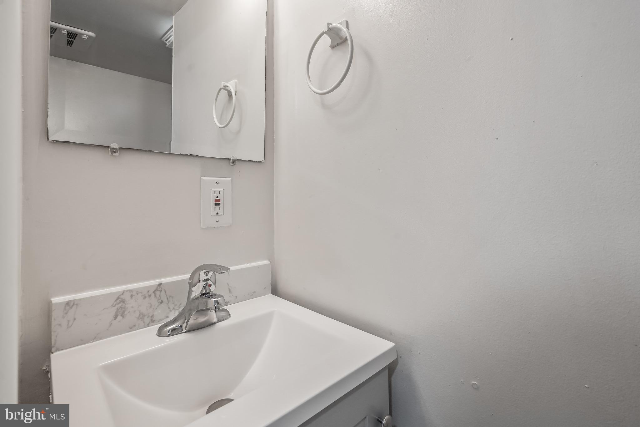 PARKER GRAY HISTORIC DISTRICT - Residential Lease