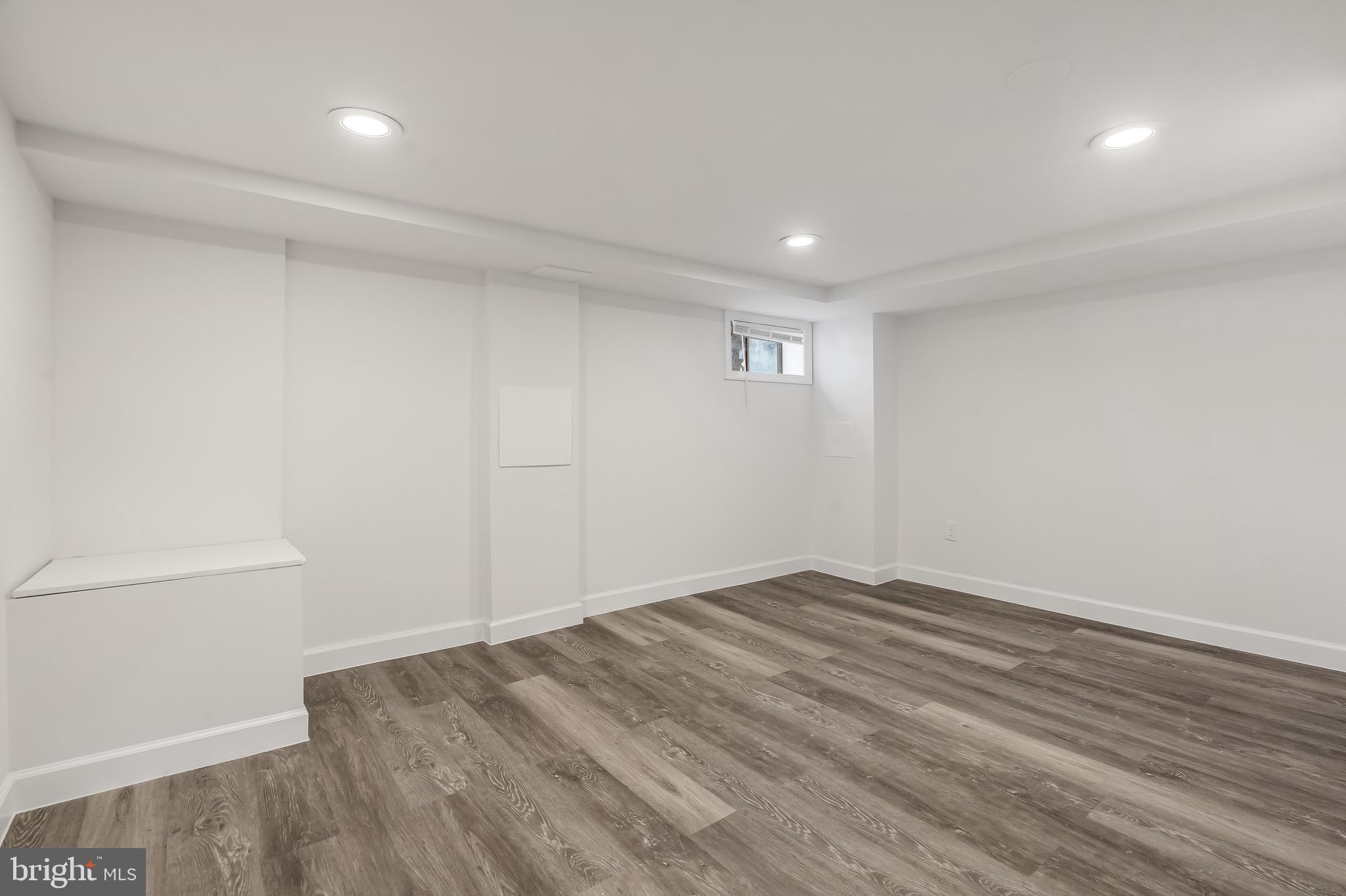 PARKER GRAY HISTORIC DISTRICT - Residential Lease