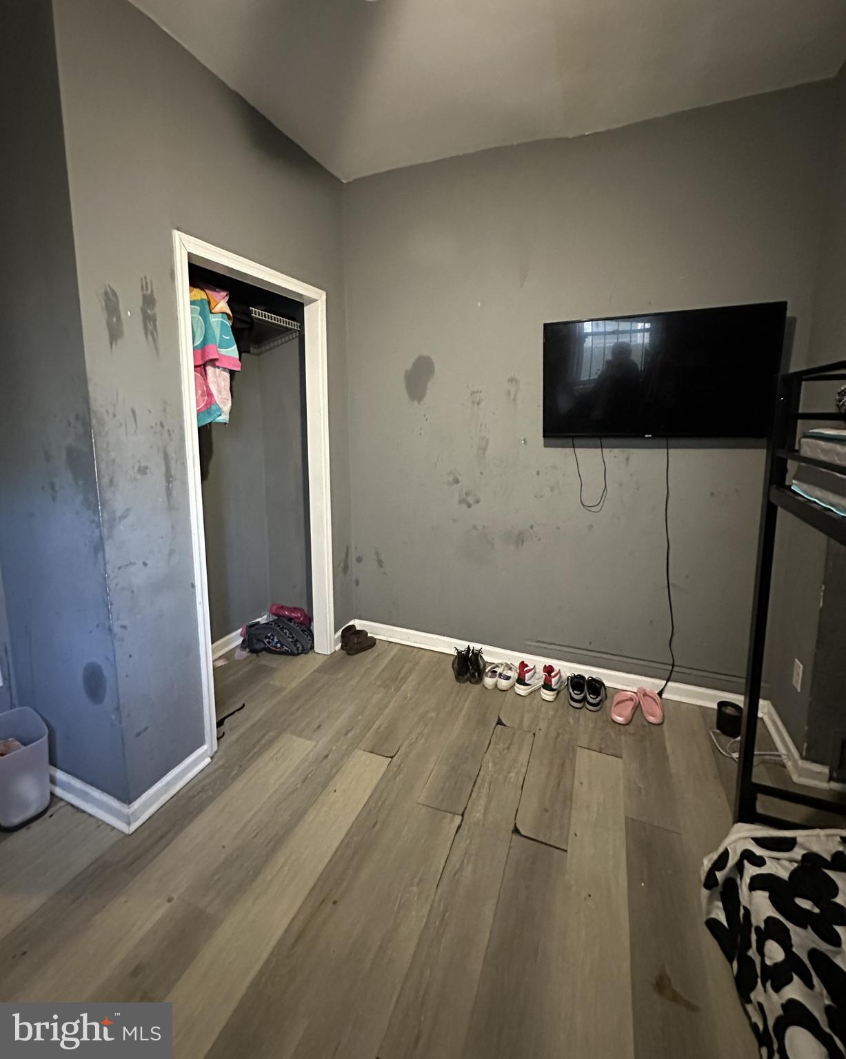 TEMPLE UNIVERSITY - Residential