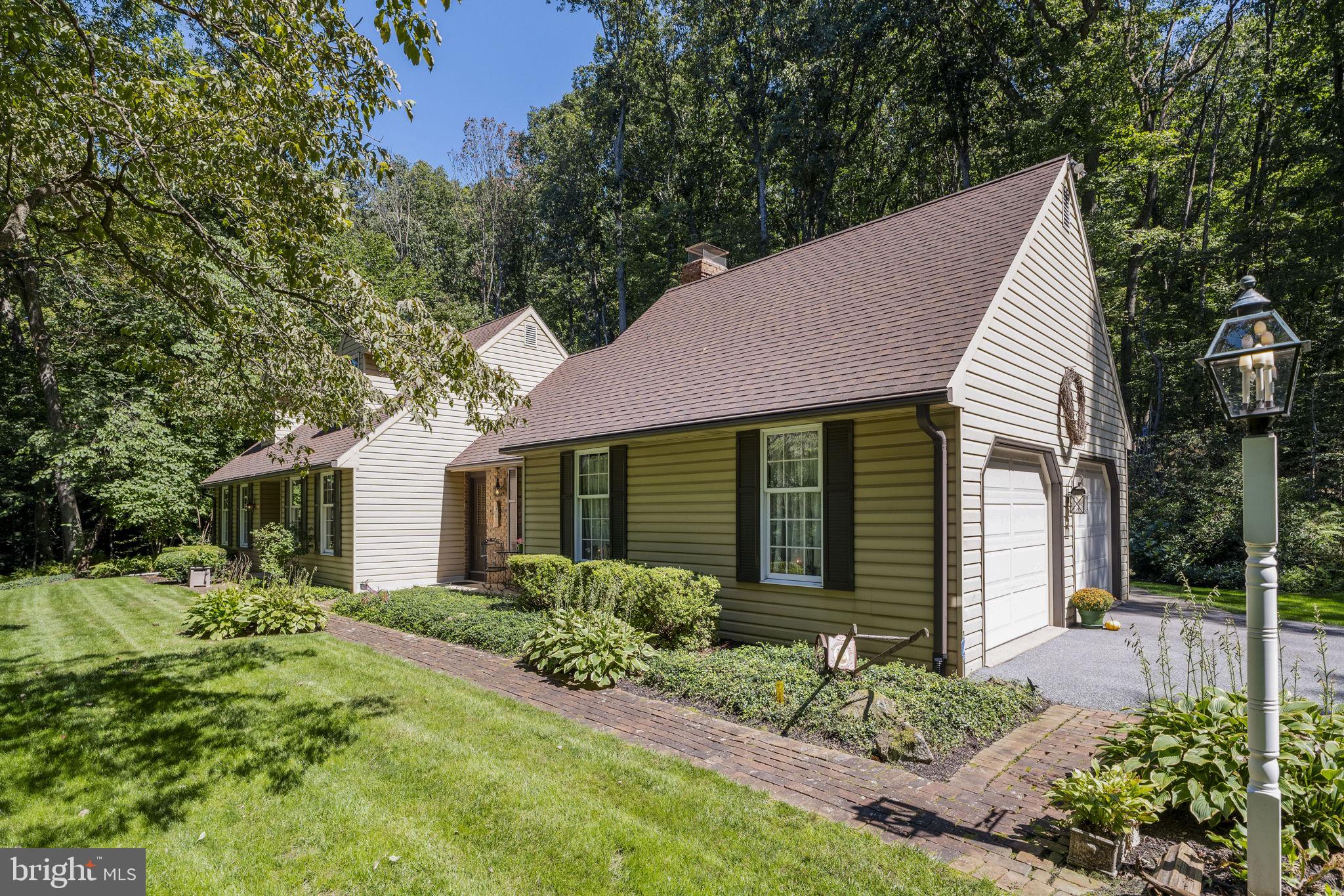 22 FOX ROAD