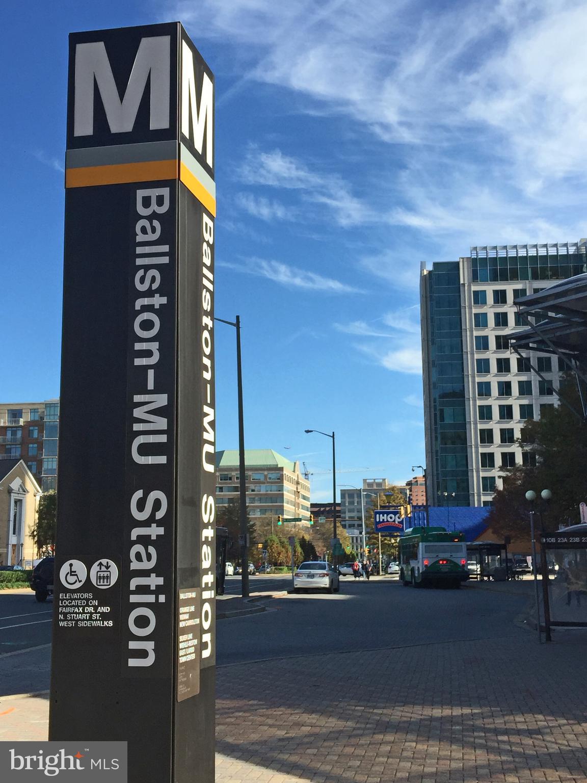 WAVERLY HILLS - Residential