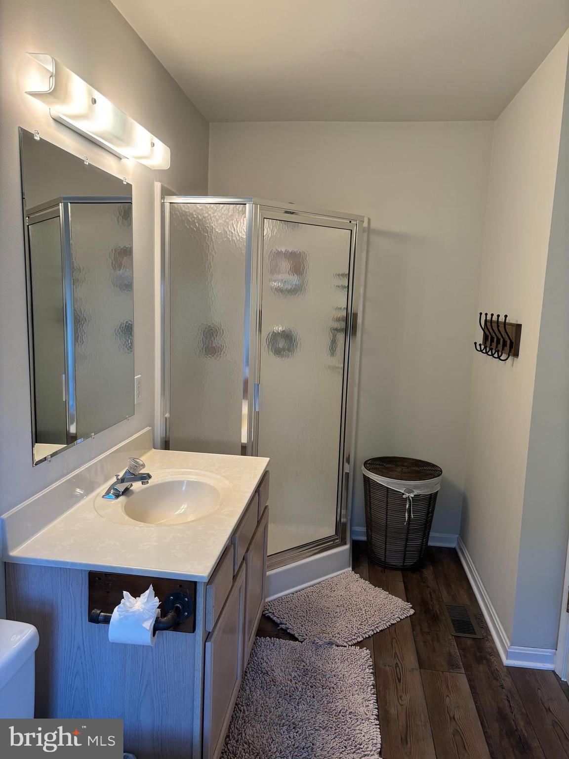 NORTH EAST ISLES - Residential