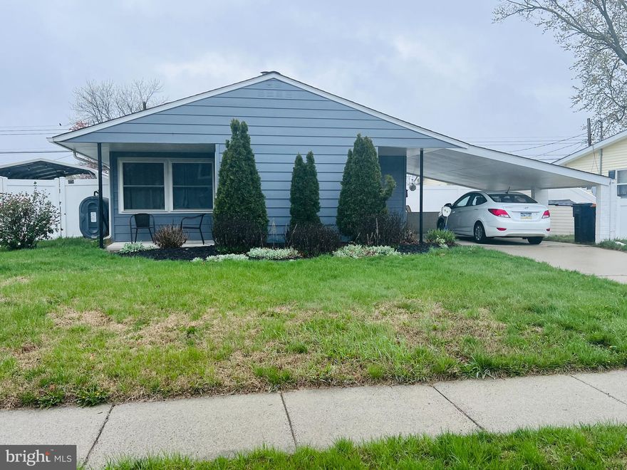 FOR RENT – Beautiful 3BR Home in Levittown!

$2,500/mo | 3 Bed | 1.5 Bath | Laundry Room | Private Yard | No Pets

Available for lease May 15th—this lovely 3-bedroom, 1.5 bath home in the Lakeside section of Levittown. This home has 3 bedrooms, 1.5 bathrooms, central air, fully fenced-in yard, updated kitchen, separate laundry room and much more.  Tenant is responsible for electric, heat and water bills. Located in Pennsbury School District, around the corner from Walt Disney Elementary School!

Rent: $2,500/month

First & last months rent and security deposit is required

No pets

24 hour notice required for showings.