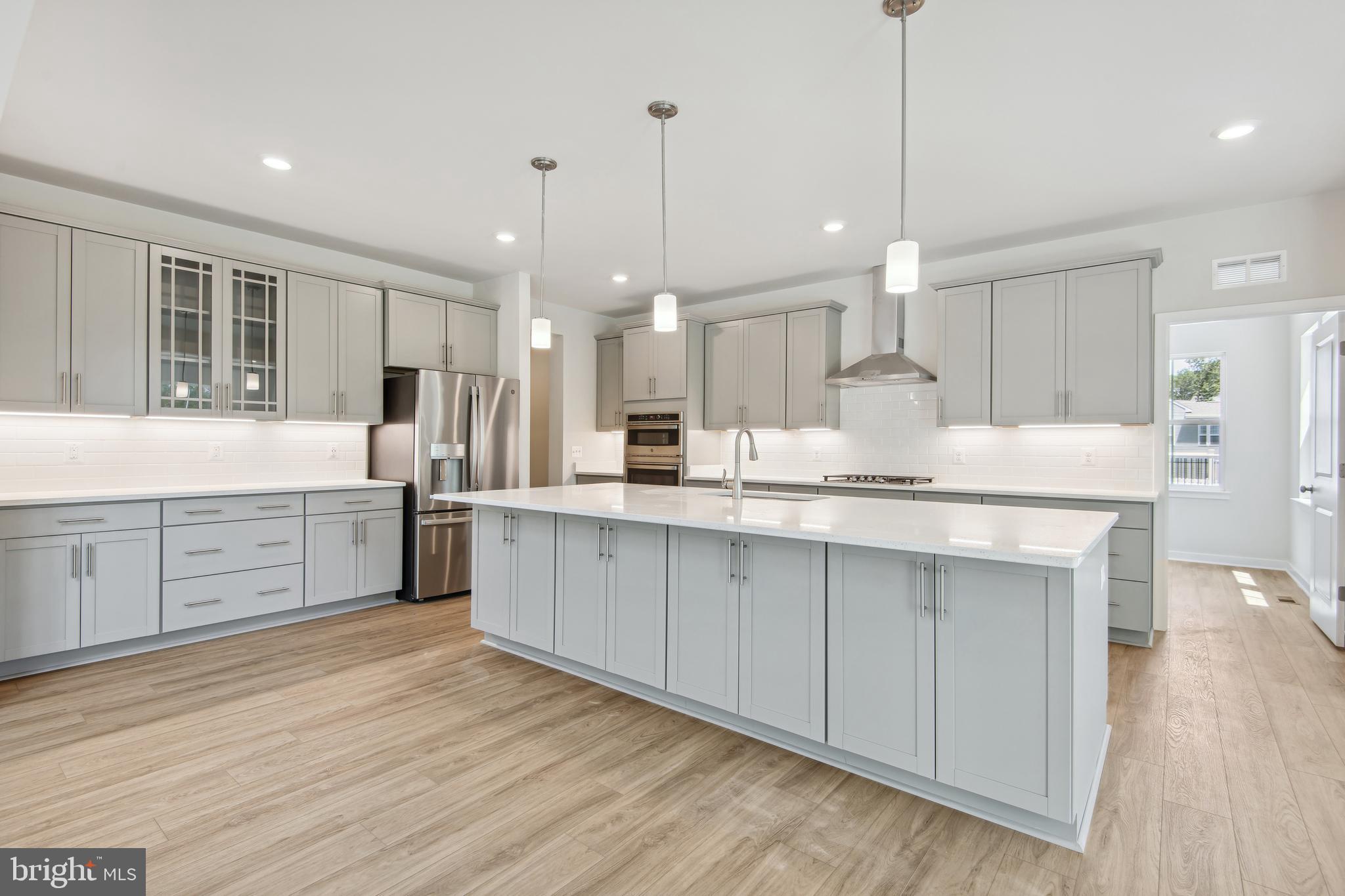 CLEVENGER CORNER VILLAGE - Residential