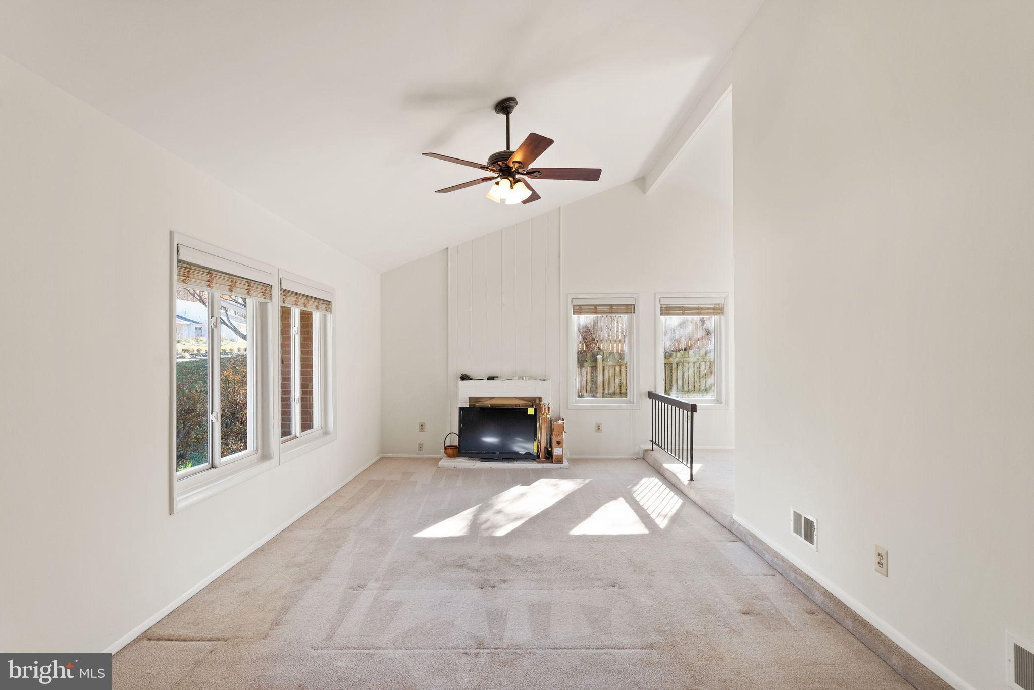 SUGARLAND RUN - Residential