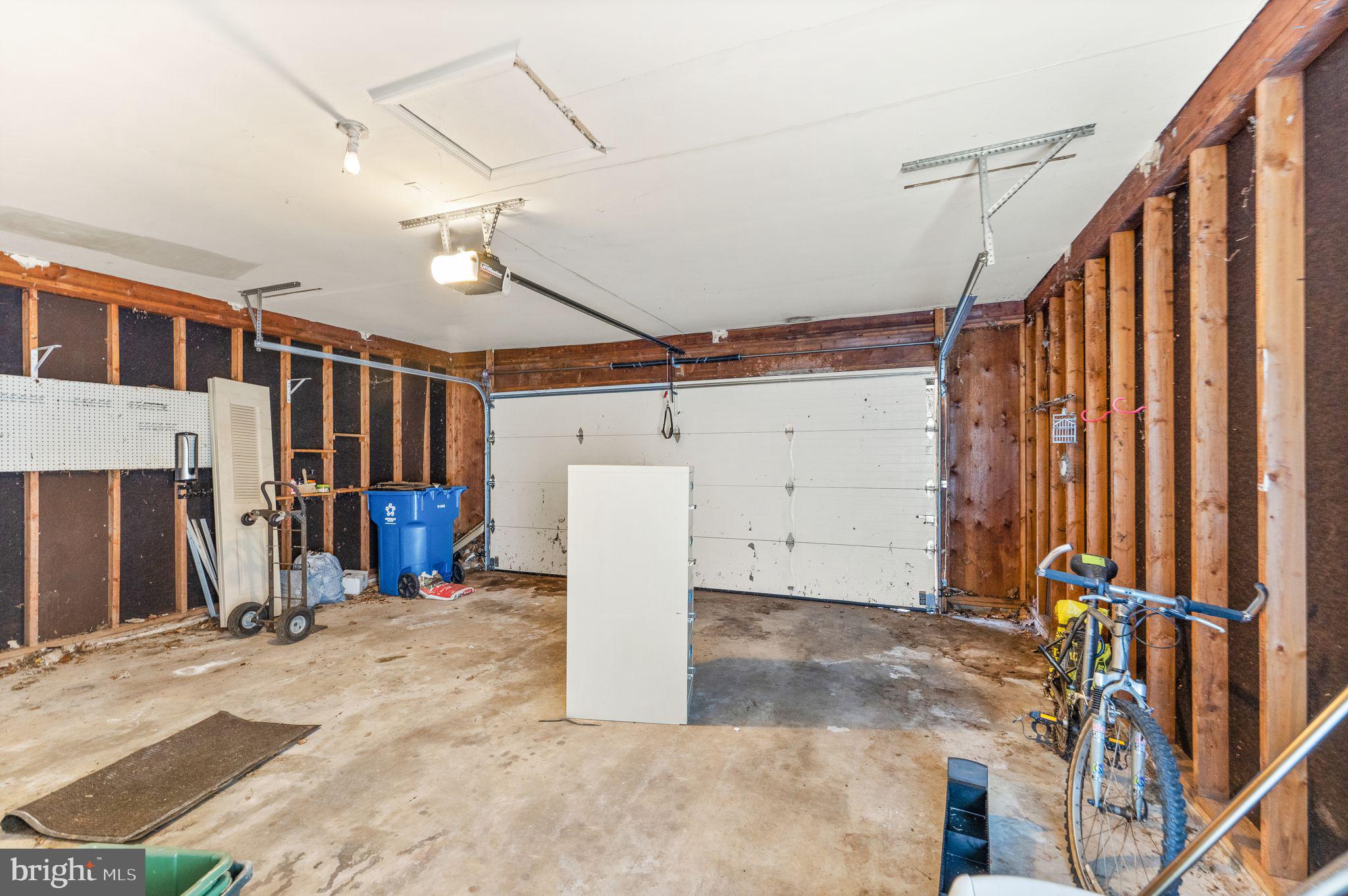 SUGARLAND RUN - Residential