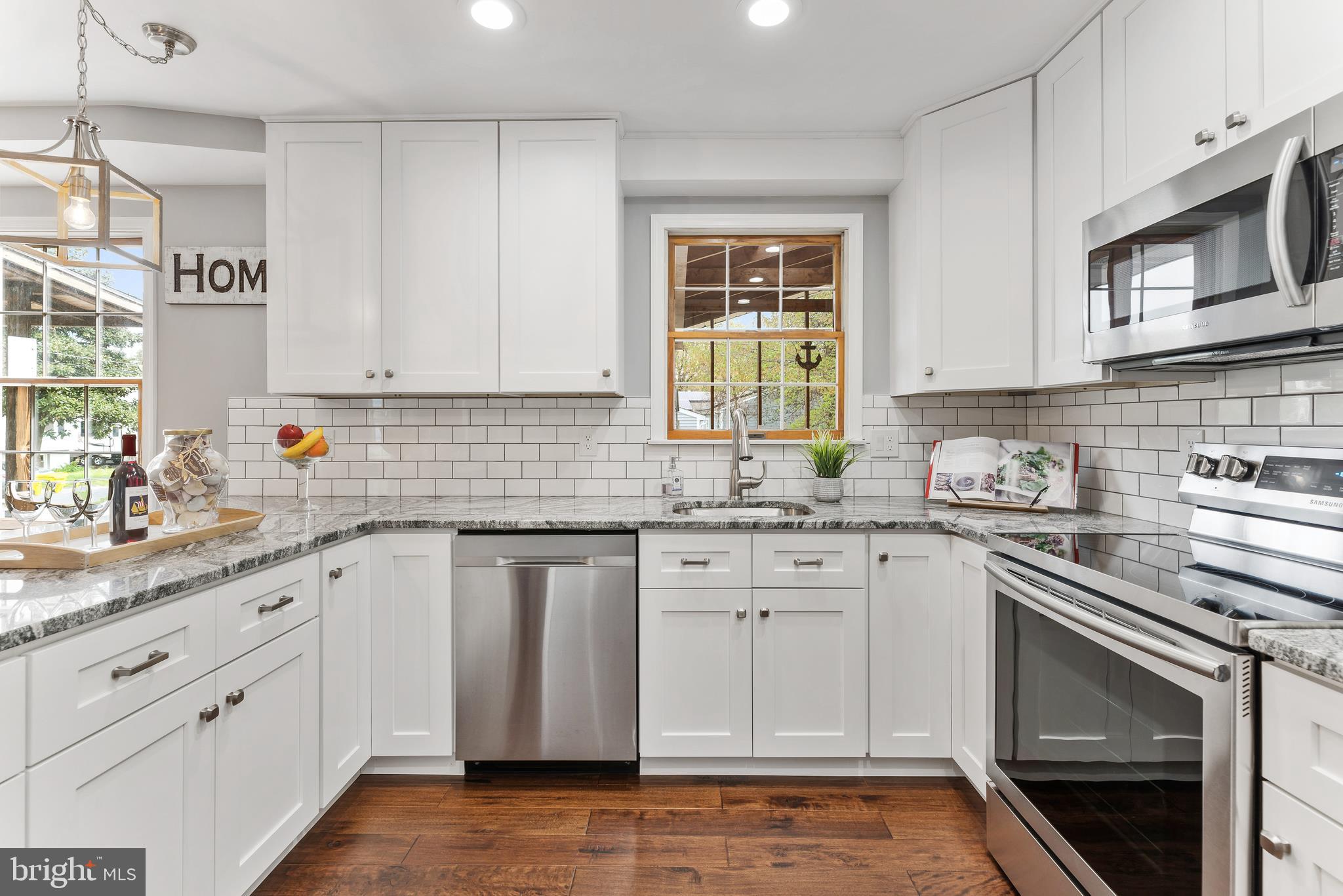 CAPE ST CLAIRE - Residential