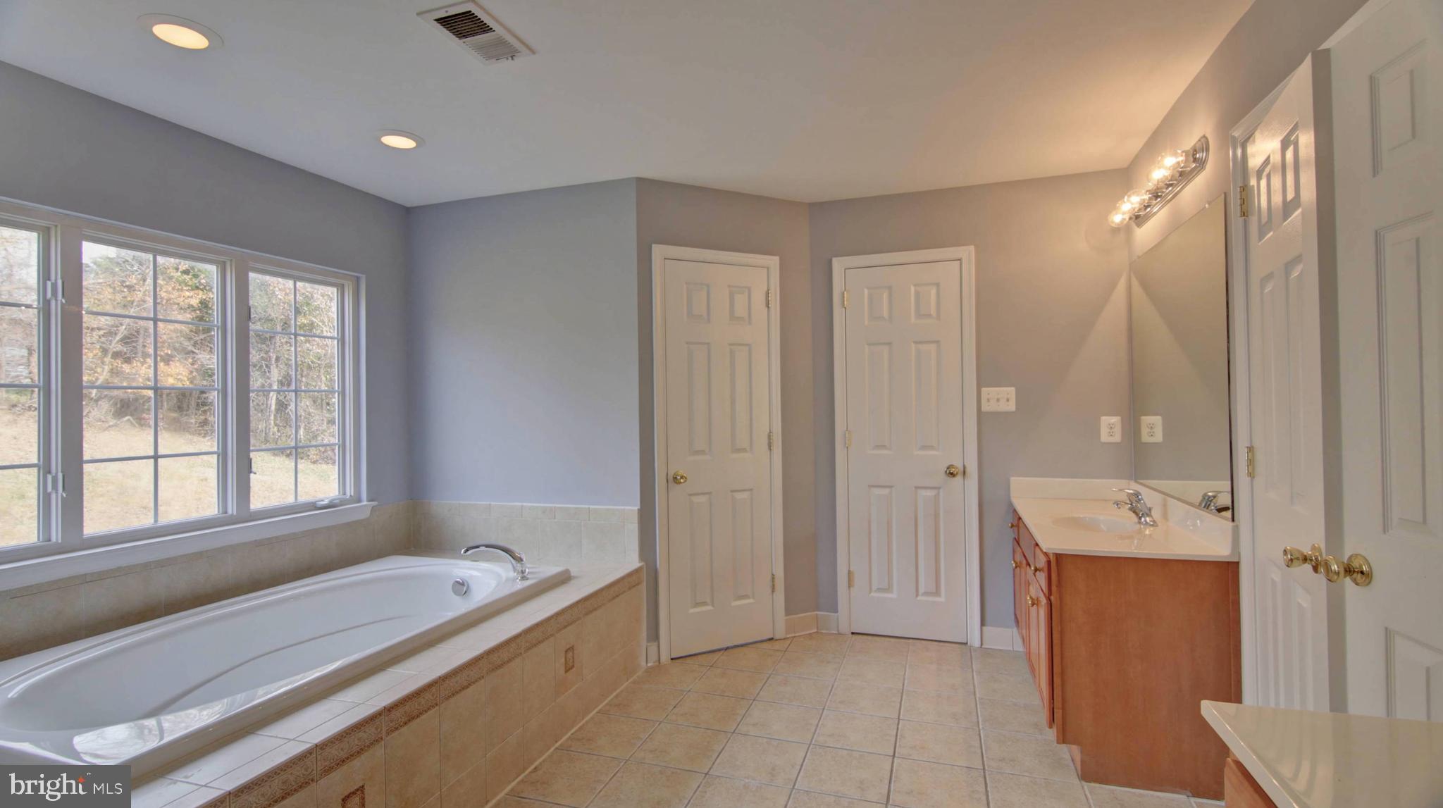 DOWER RIDGE ESTATES - Residential