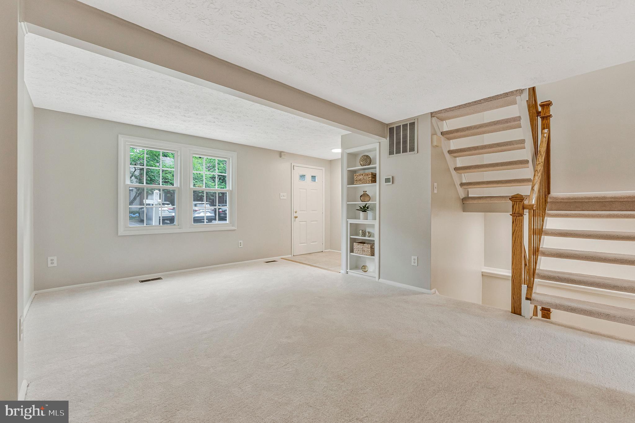 2990 PADDOCK WOOD COURT