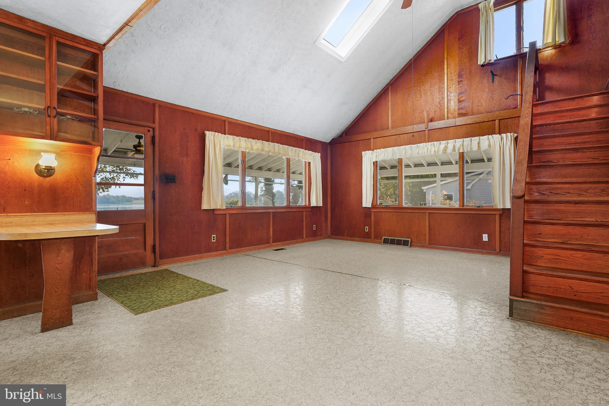 LONG POINT - Residential