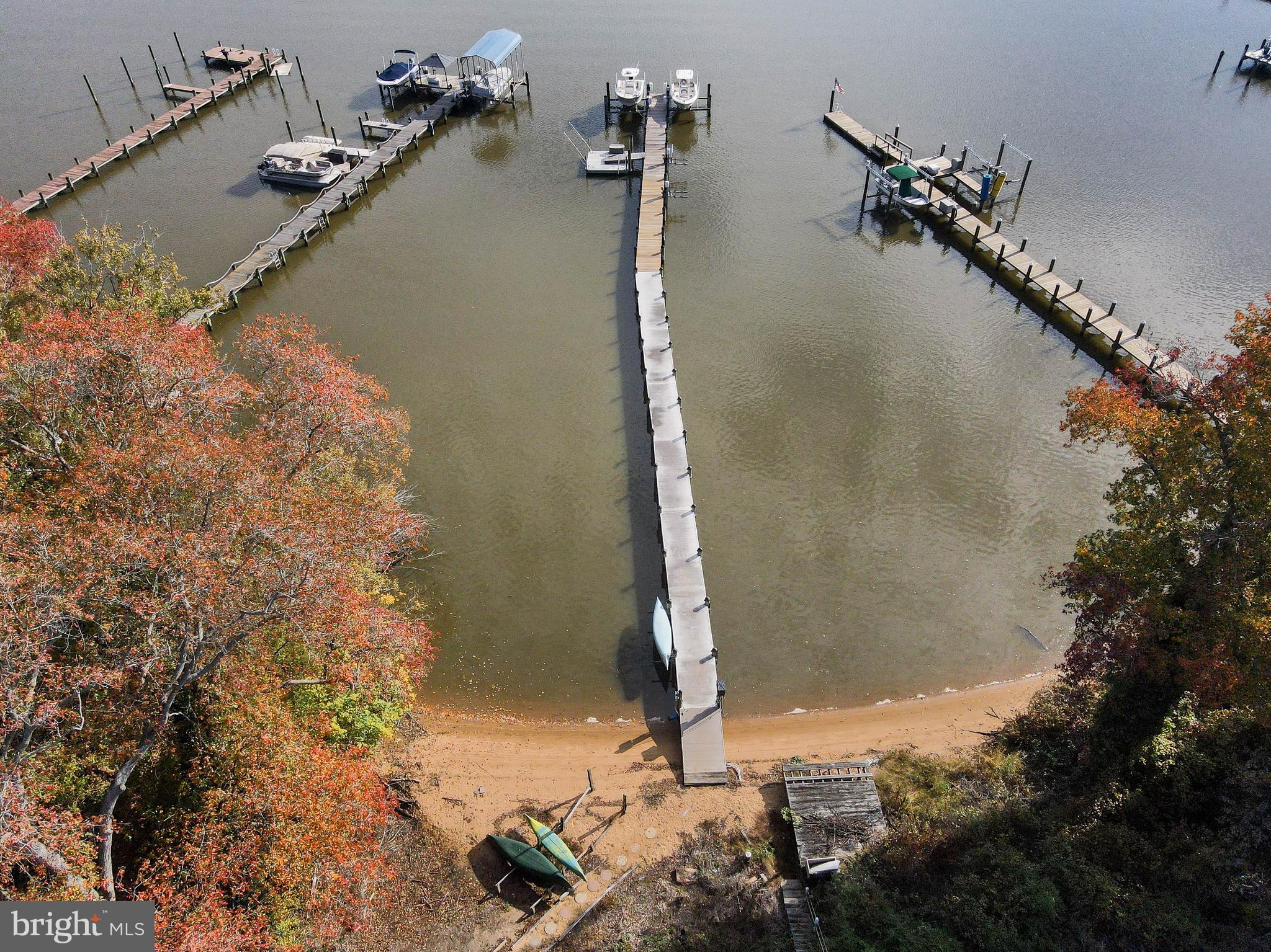 LONG POINT - Residential