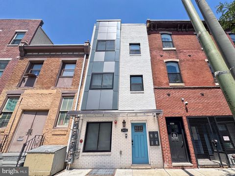 Condo For Rent - 3825 Lancaster Avenue #B<br/> PHILADELPHIA, PA 19104