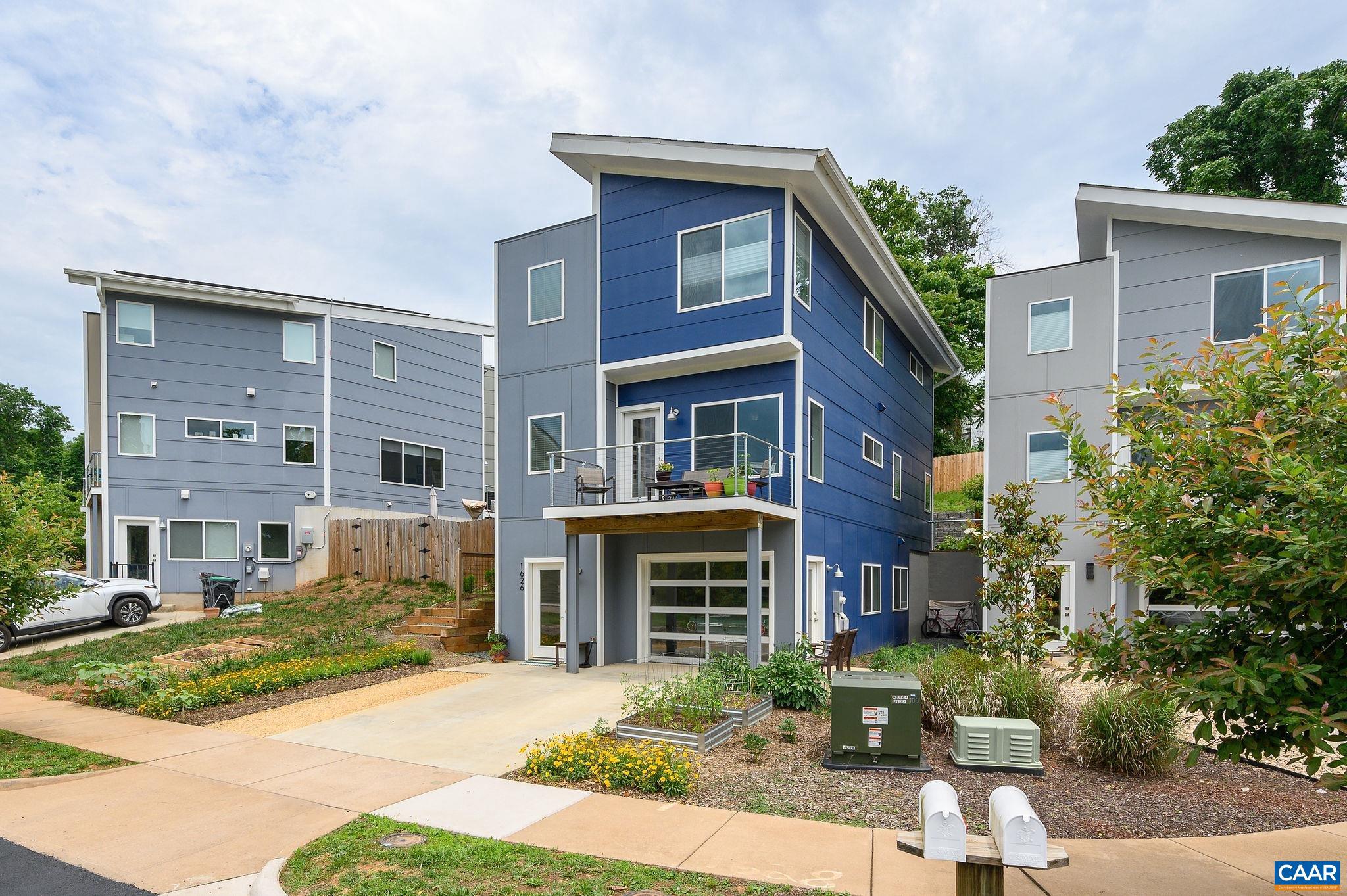 BELMONT - Residential