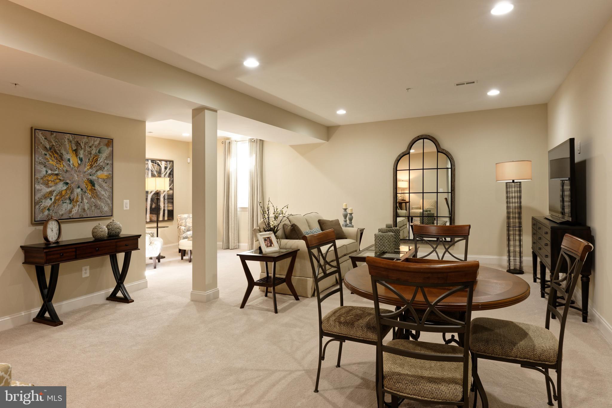 8673 HINES CIRCLE