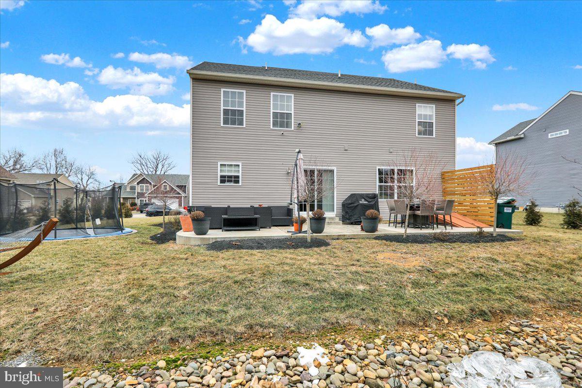 MELROSE PLACE - Residential